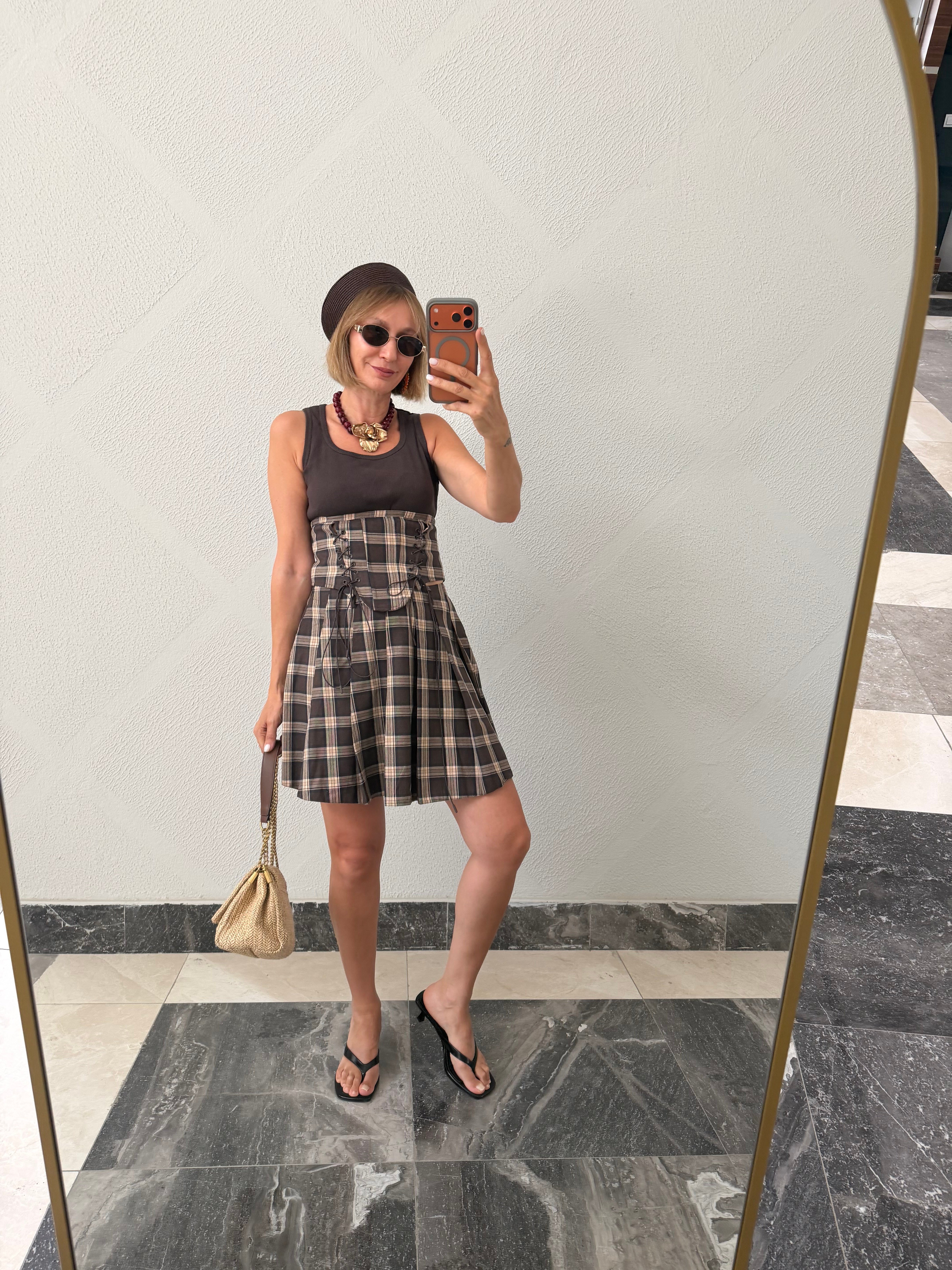 Sophia Orijinal Model , Korsajlı Bluz & Şortlu Etek Takım