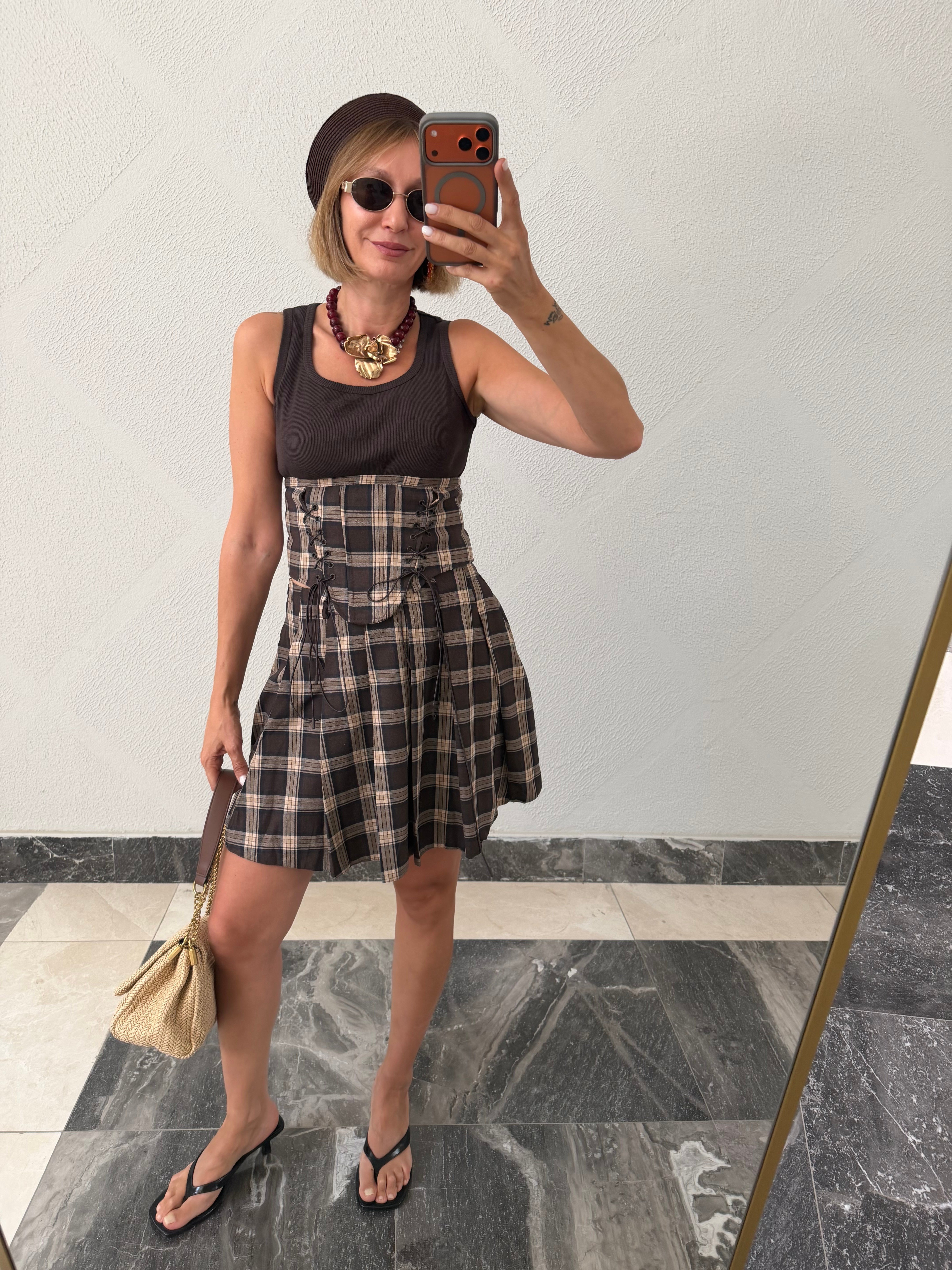 Sophia Orijinal Model , Korsajlı Bluz & Şortlu Etek Takım