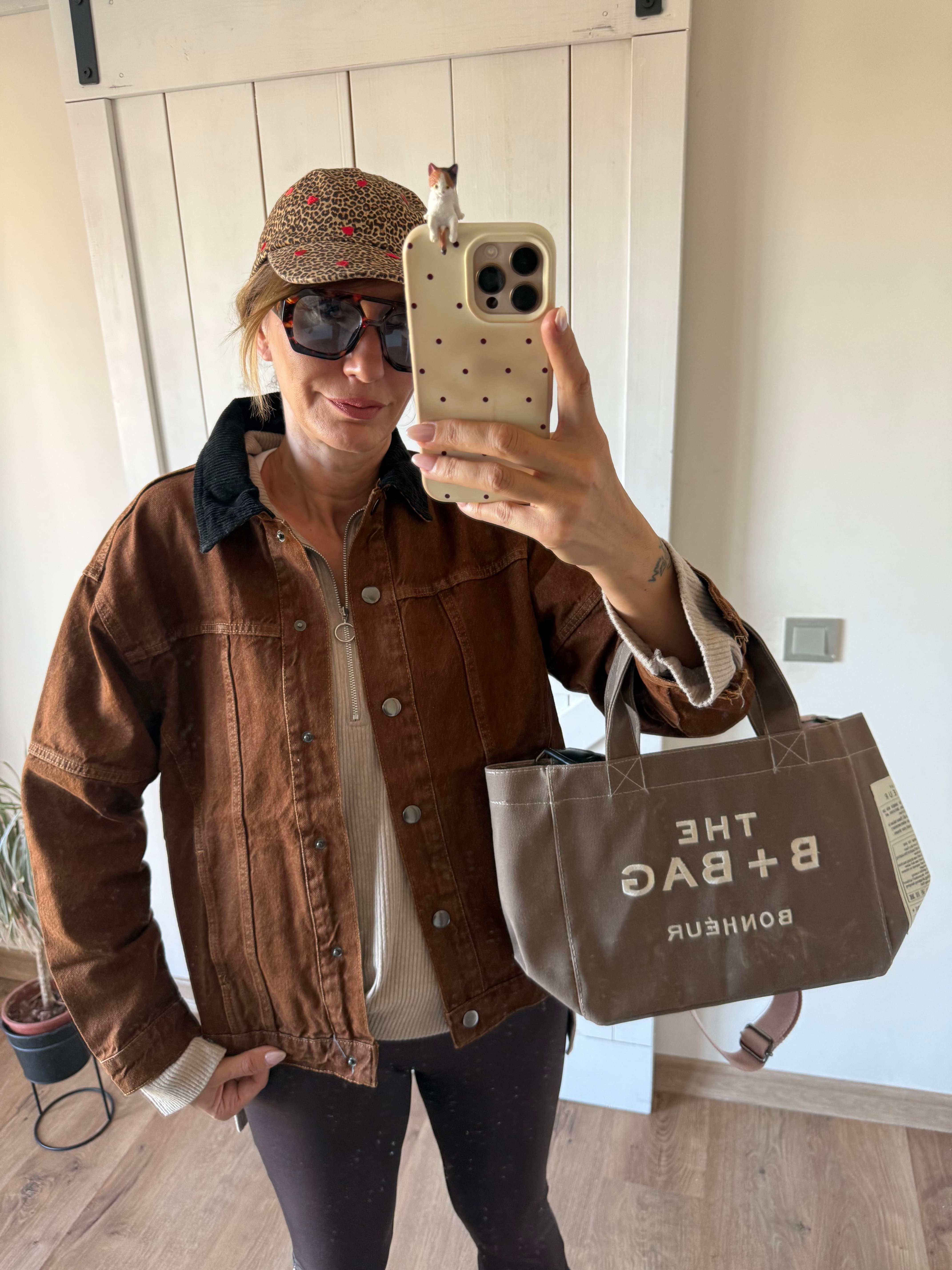 Taba Yakası Kadife Detaylı Çıtçıt Düğmeli Önden Cepli Denim Ceket