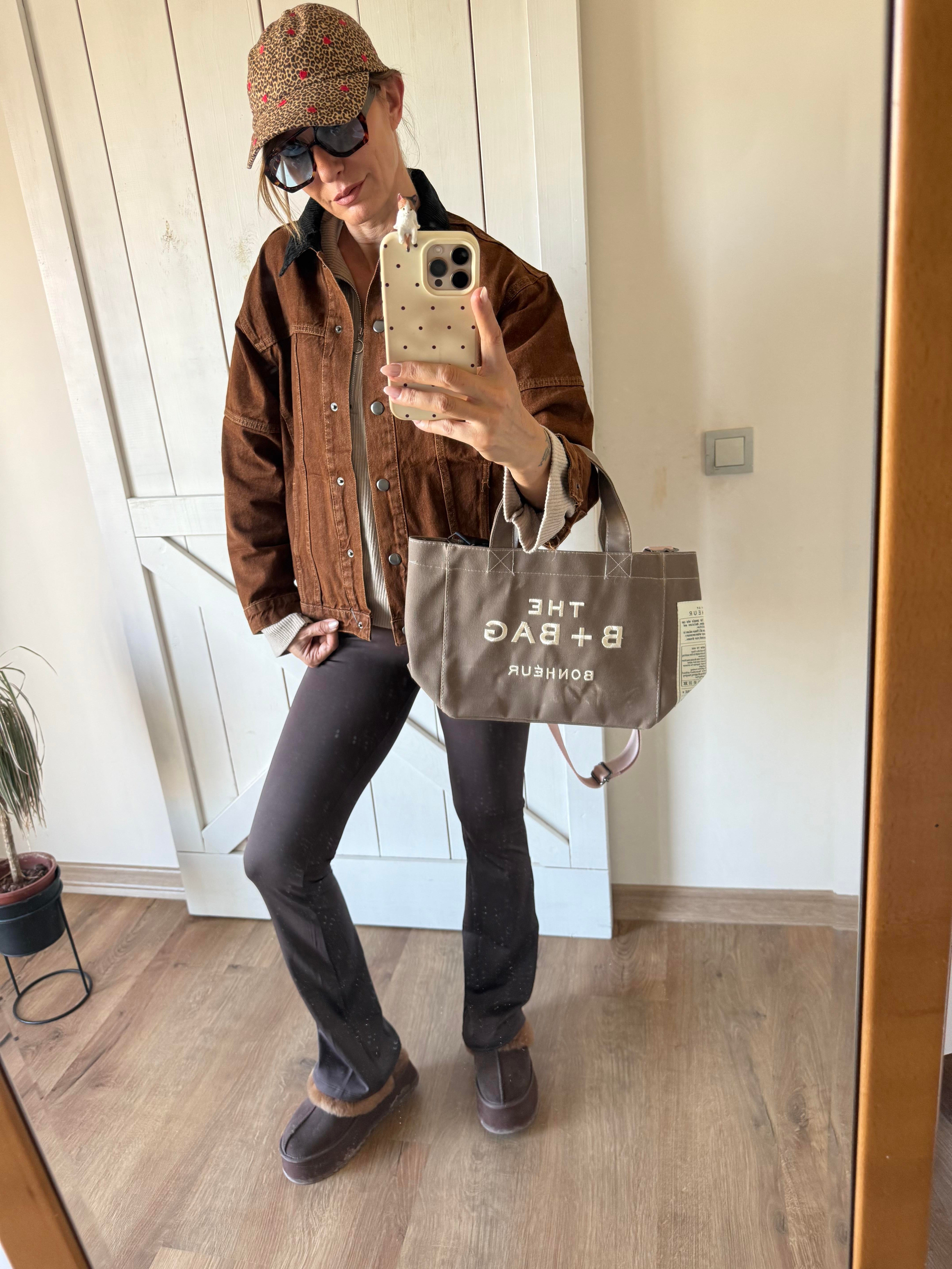 Taba Yakası Kadife Detaylı Çıtçıt Düğmeli Önden Cepli Denim Ceket