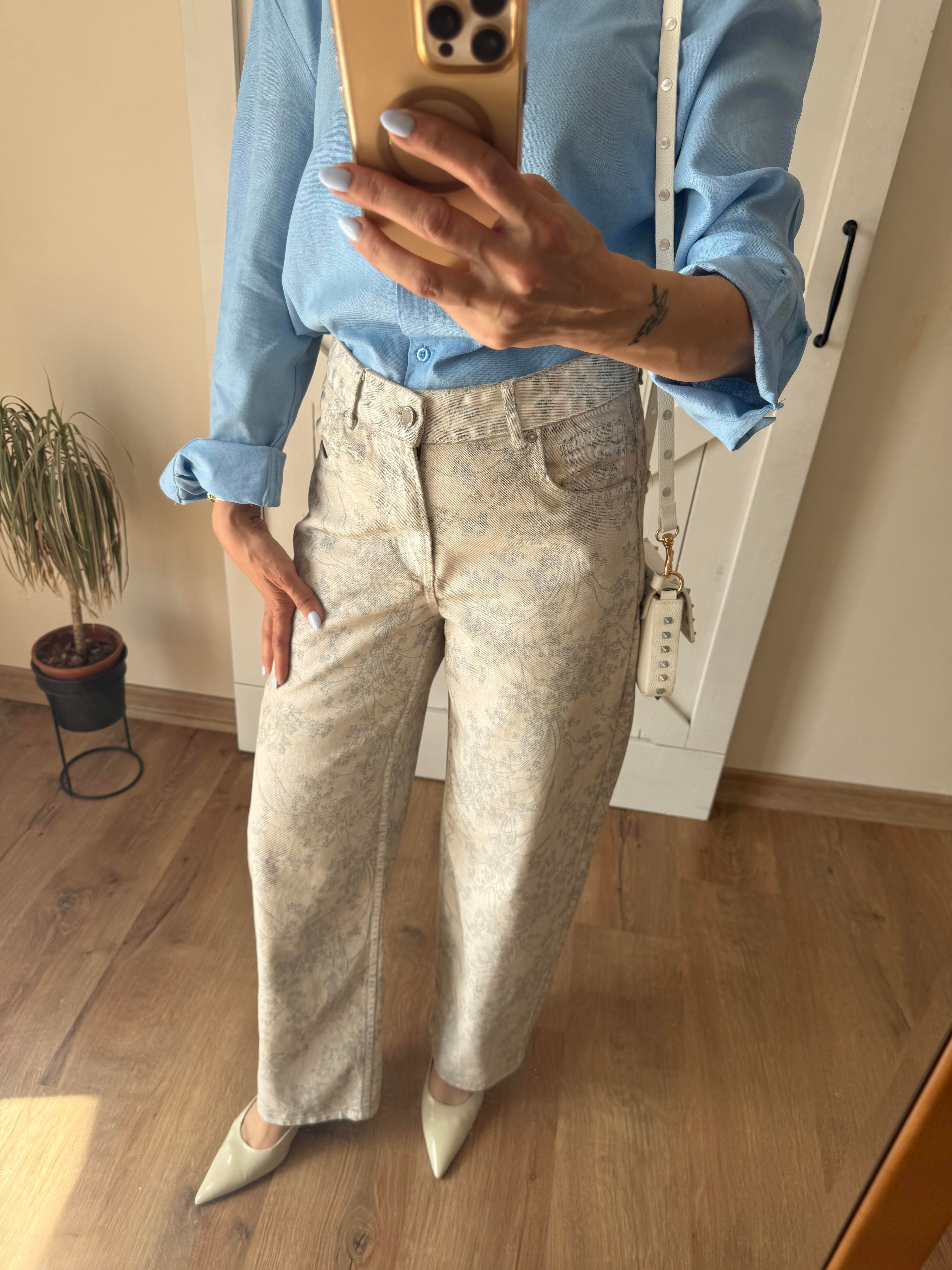 Taş Çiçek Desenli Bol Kesim Denim Pantolon