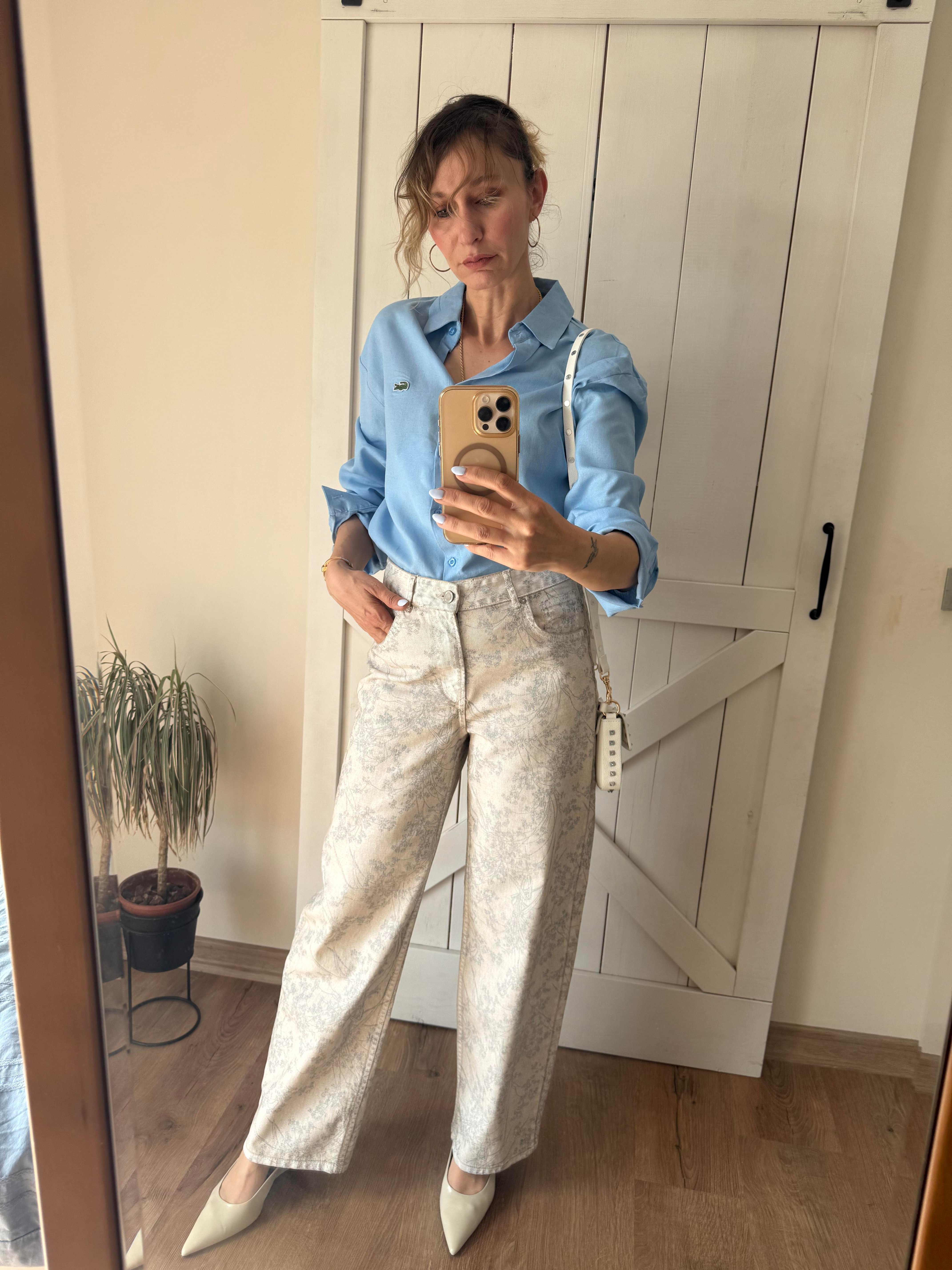 Taş Çiçek Desenli Bol Kesim Denim Pantolon