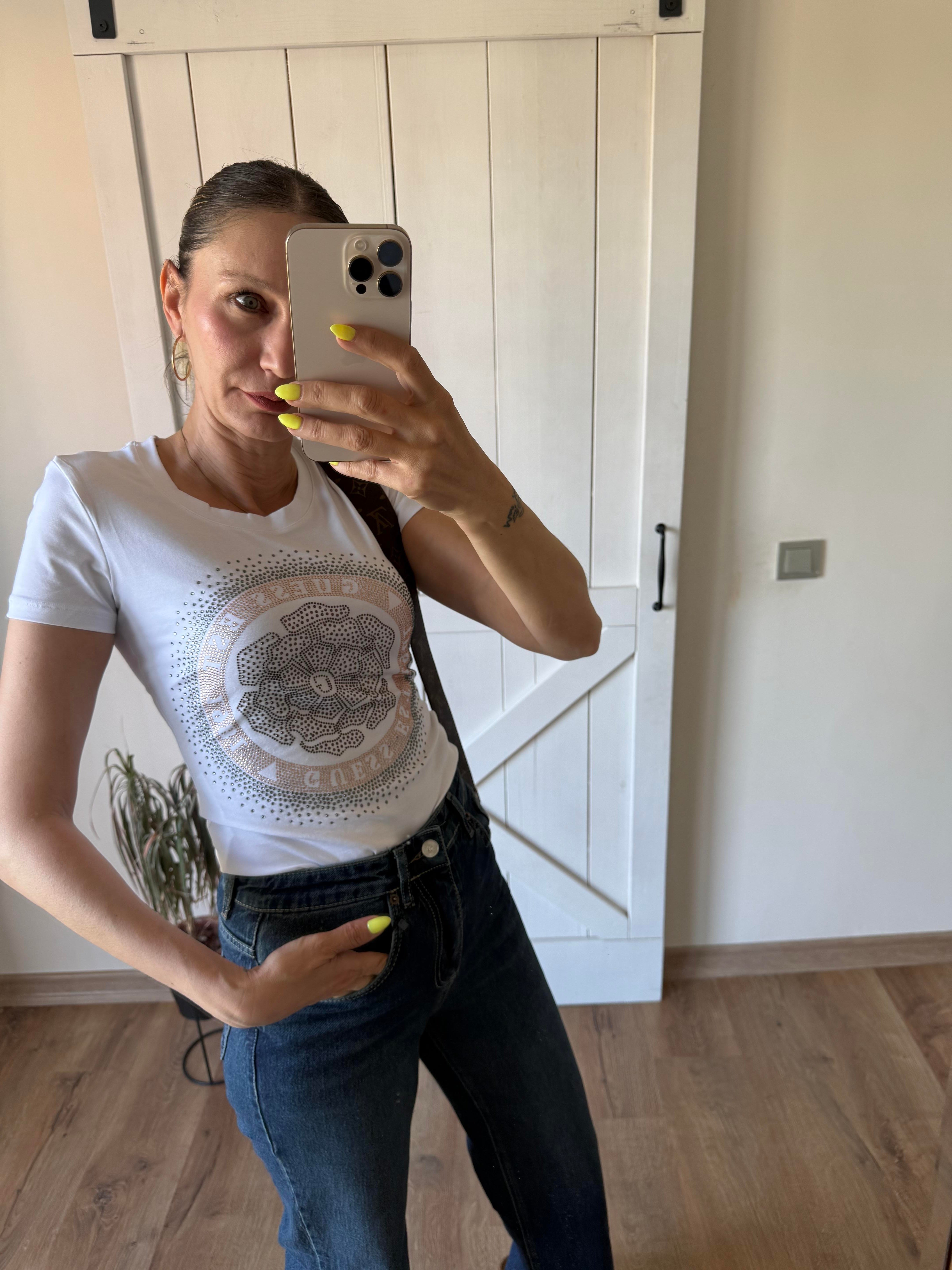 Taşlı Beyaz Streç Tshirt