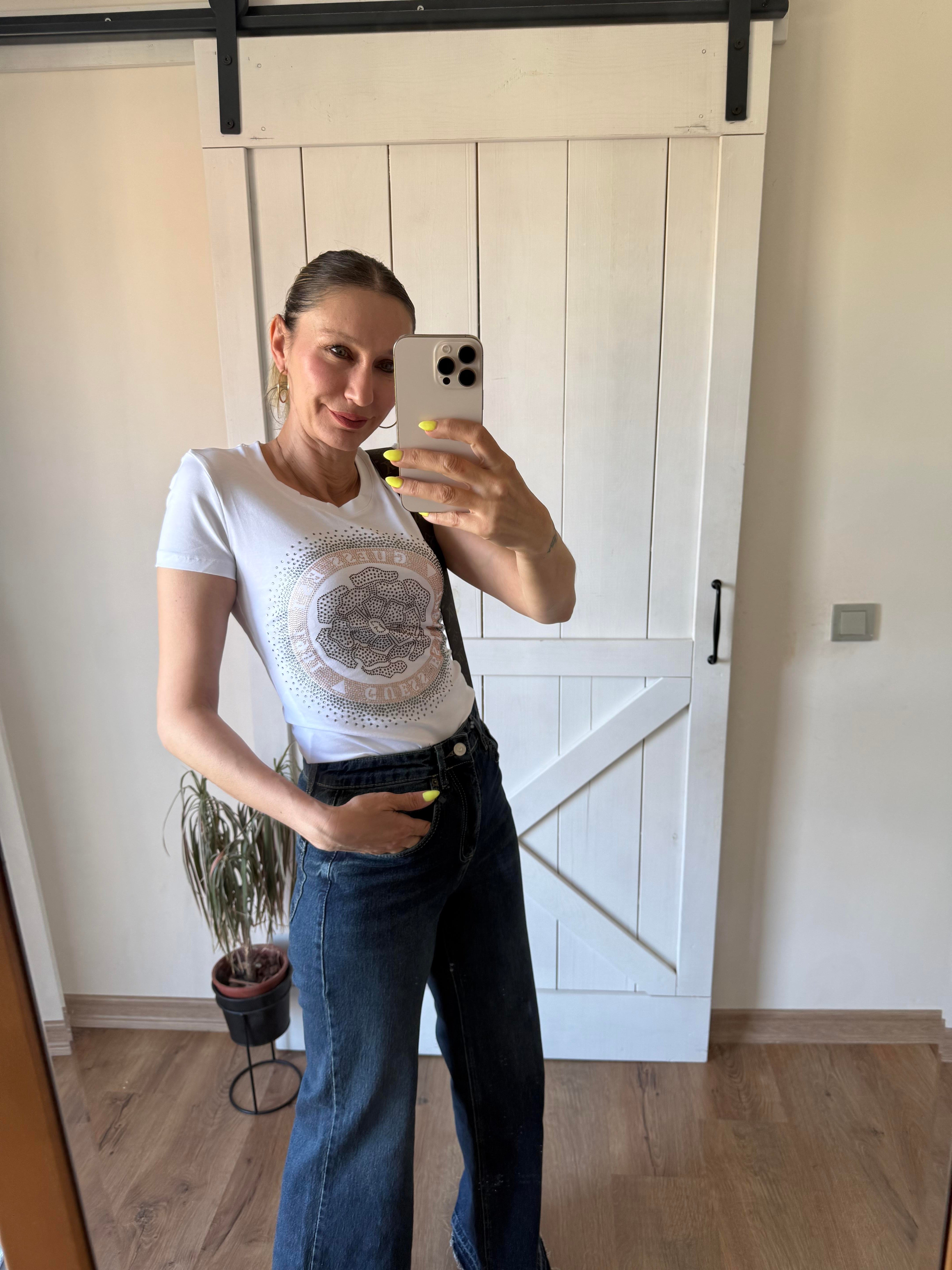 Taşlı Beyaz Streç Tshirt