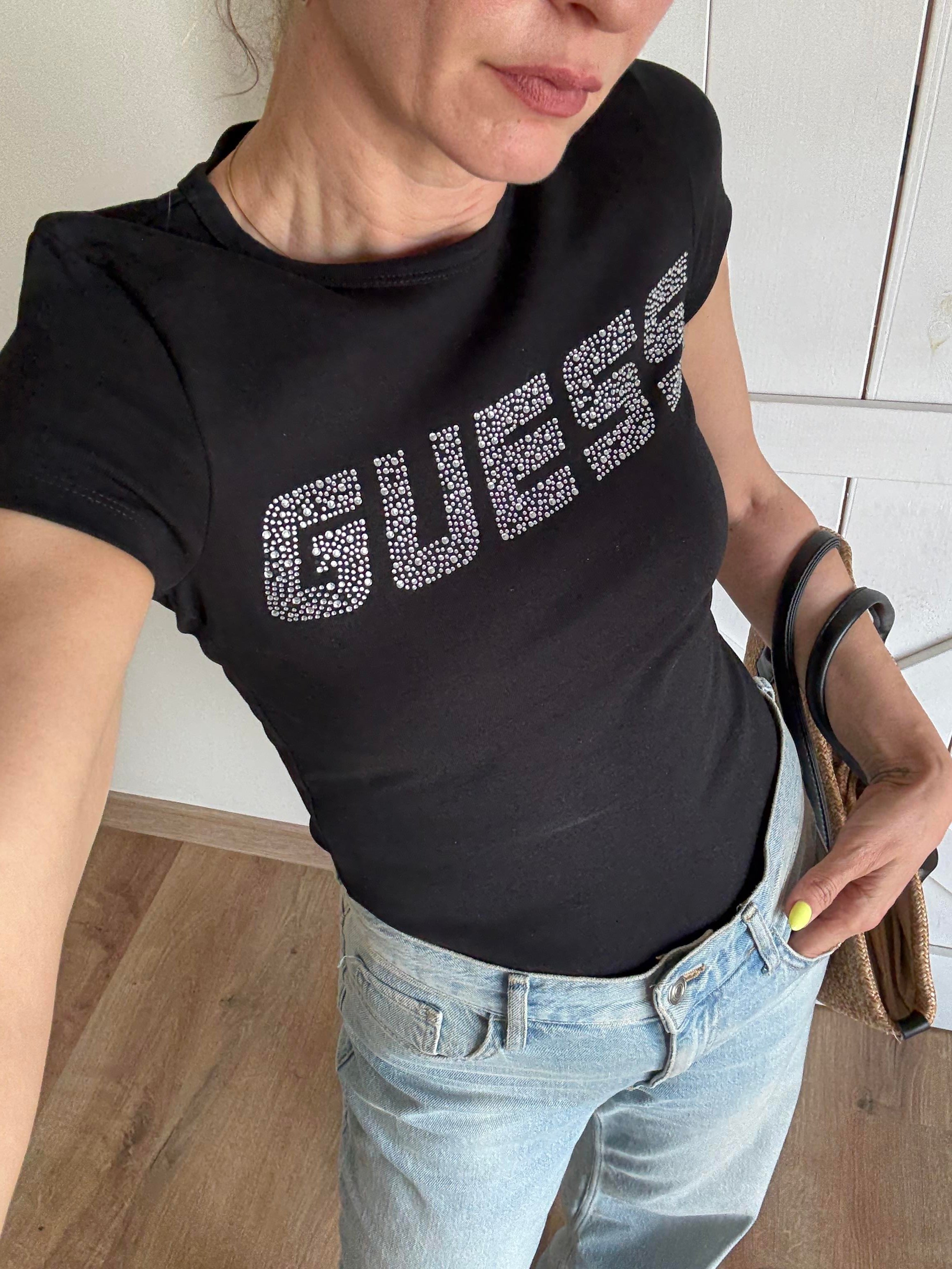 Taşlı Bisiklet Yaka Tshirt Siyah