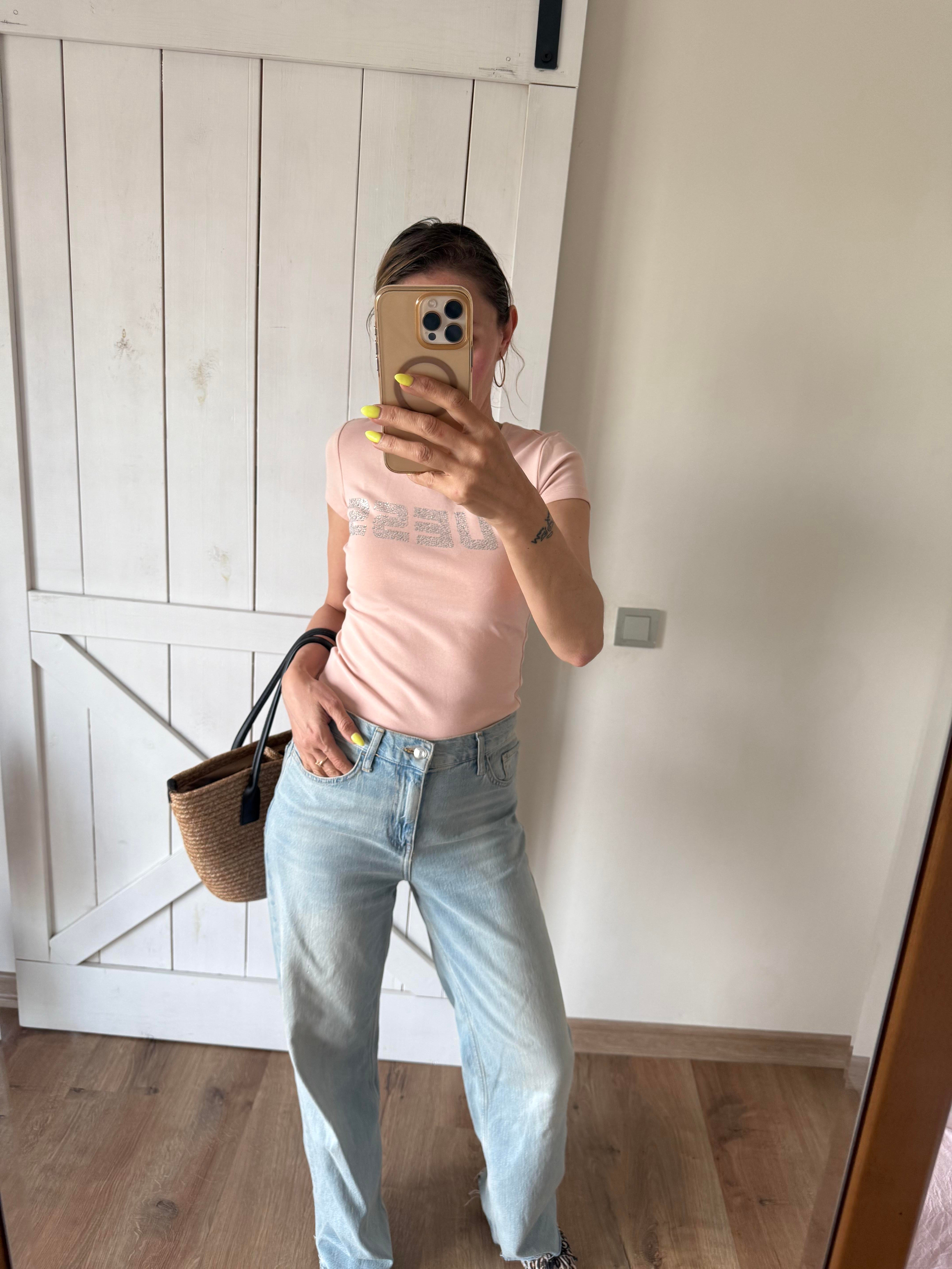 Taşlı Pudra Bisiklet Yaka Tshirt