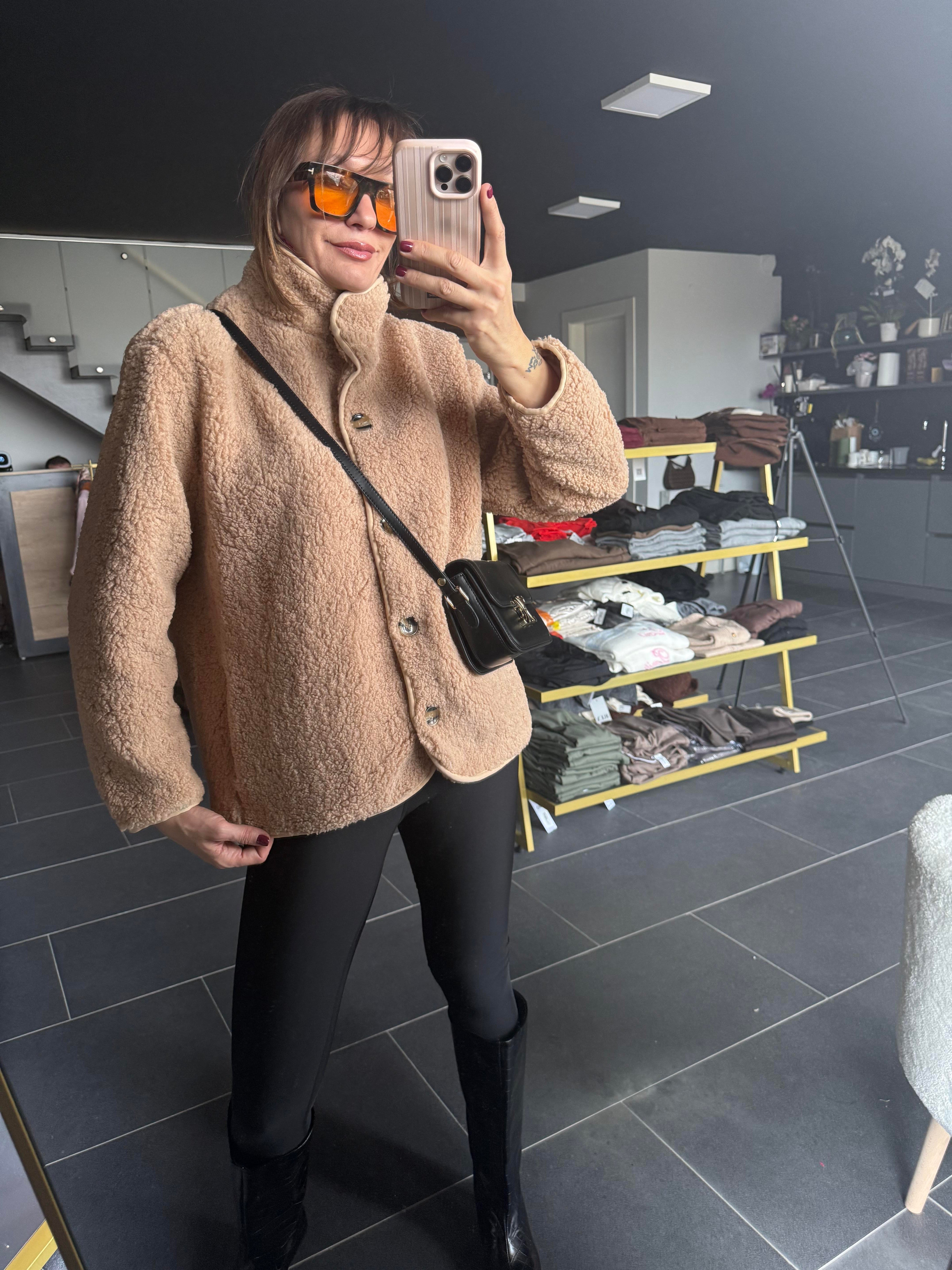 Teddy Marka Model Mont