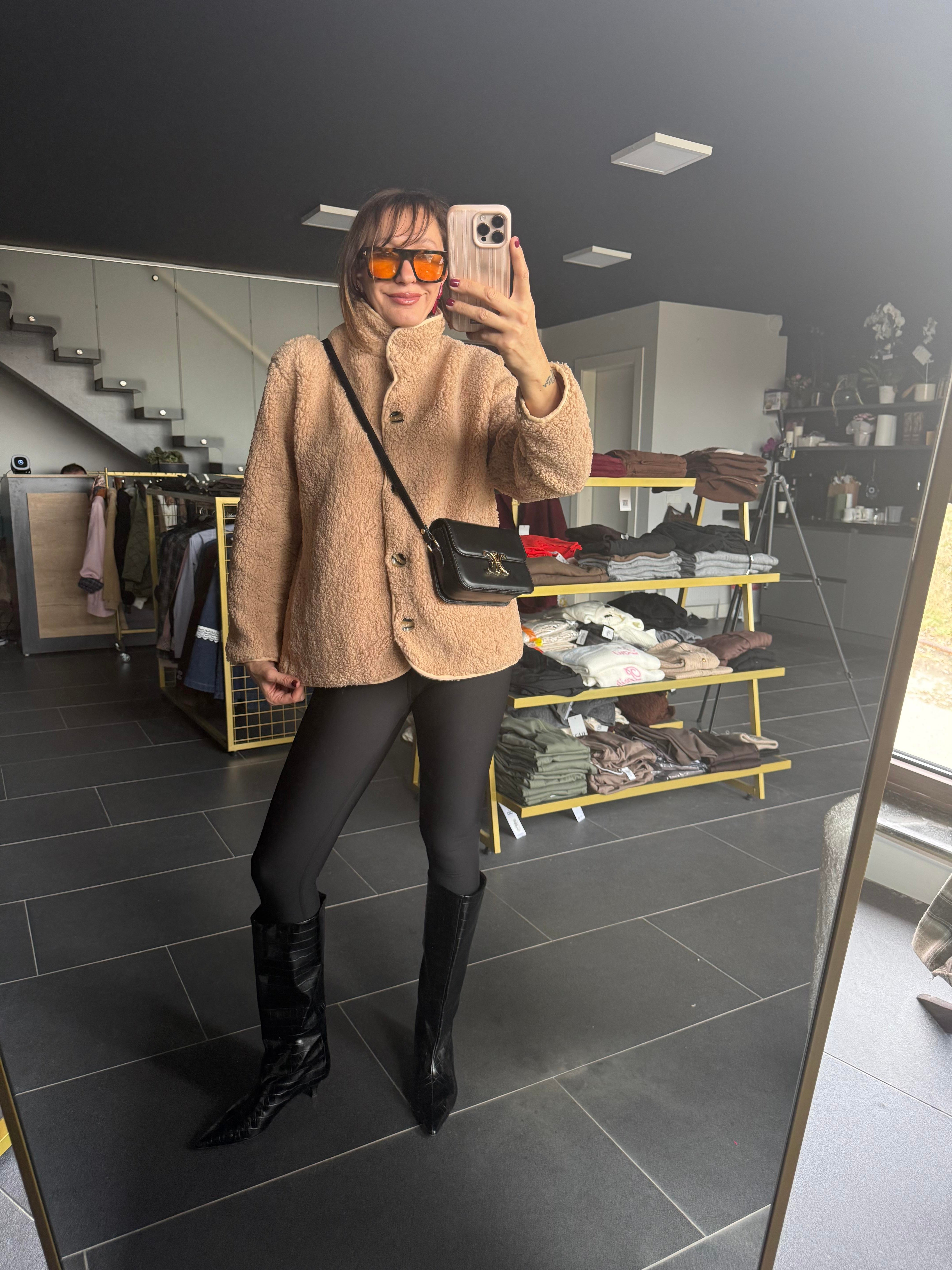 Teddy Marka Model Mont