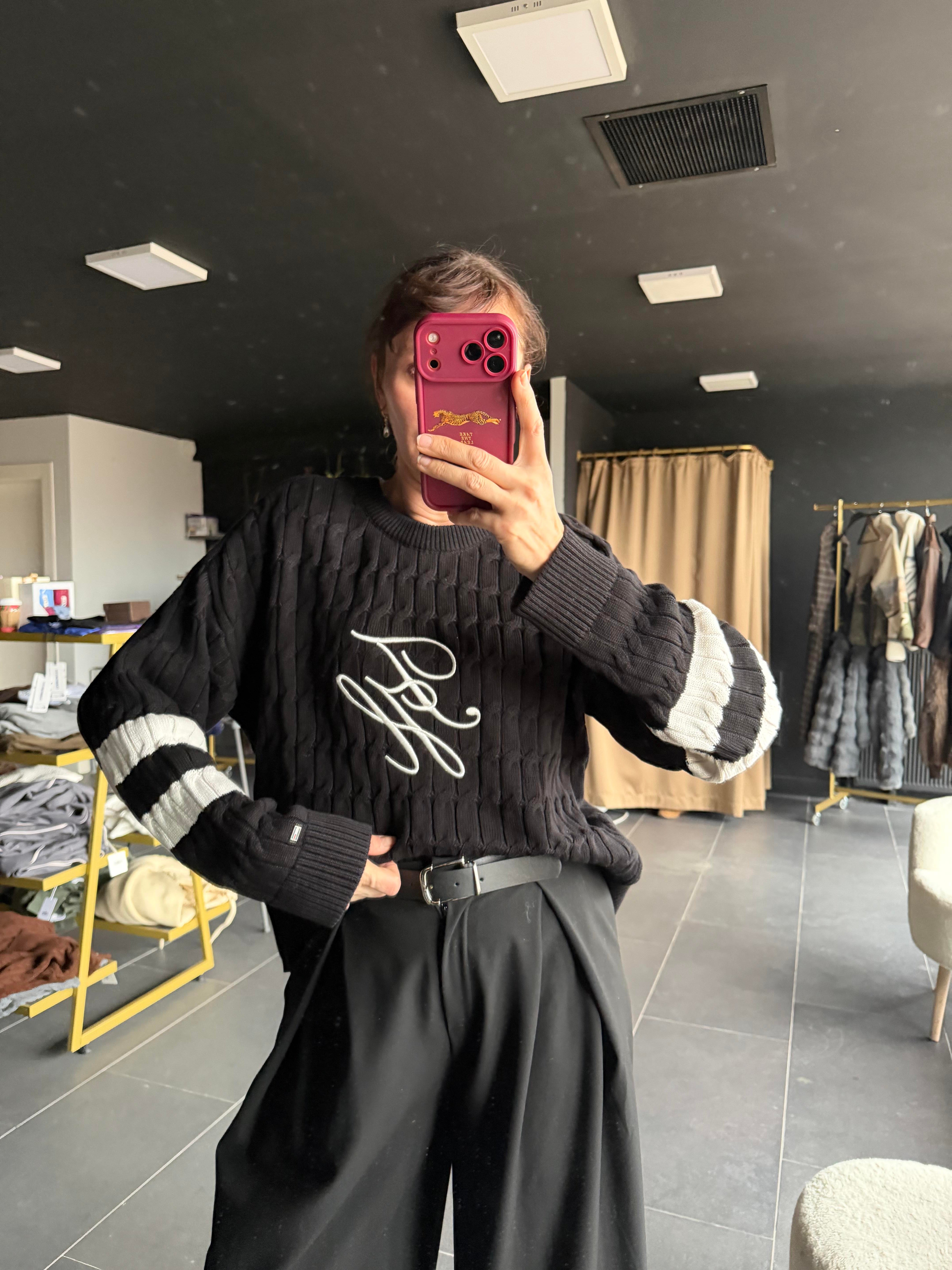 Th Logolo Siyah Kazak