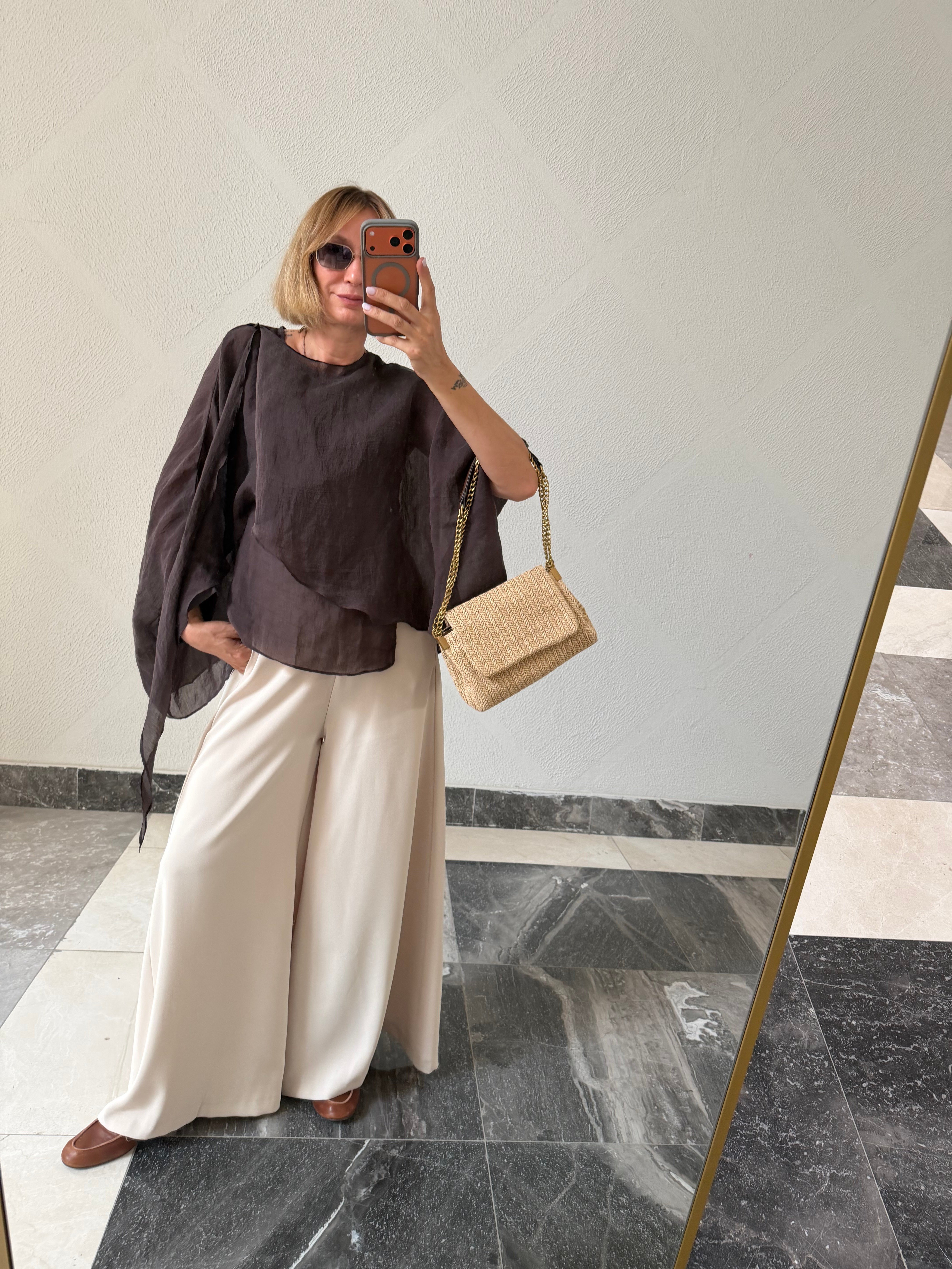 Tül Kahve Düğme Detaylı Bluz