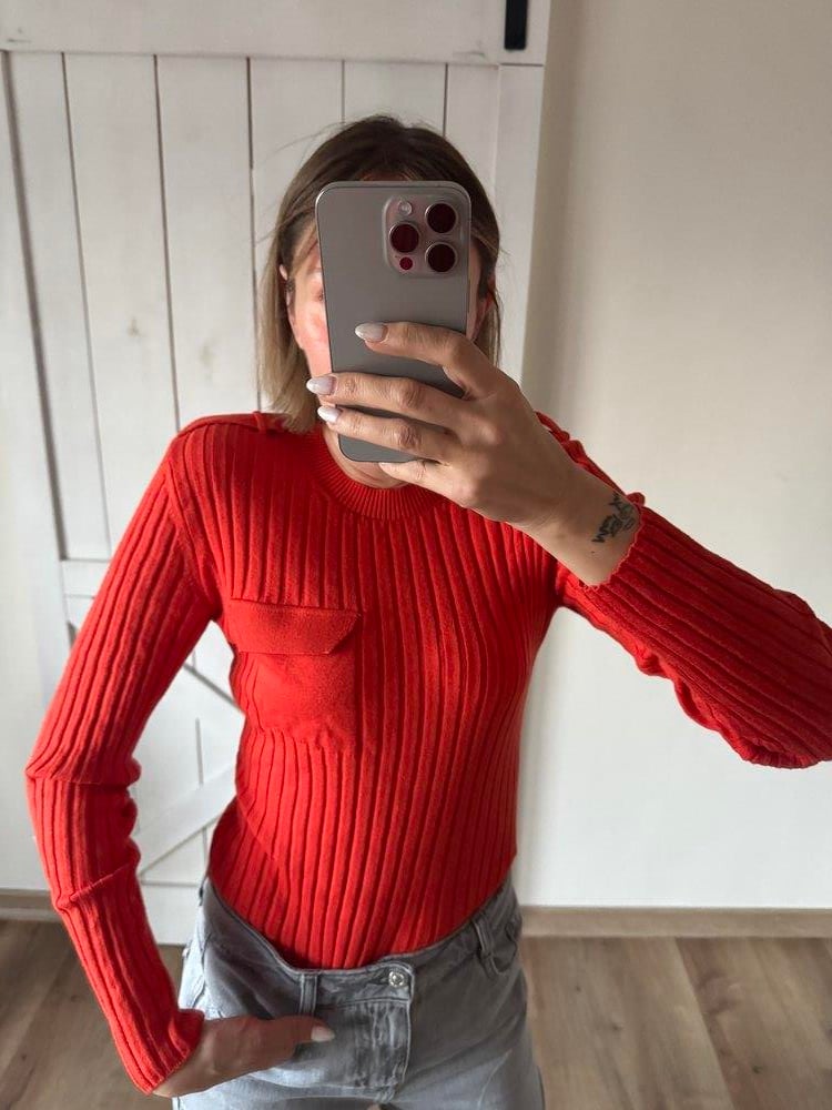 Turuncu Omuz Ve Cep Detaylı Kadın Triko 