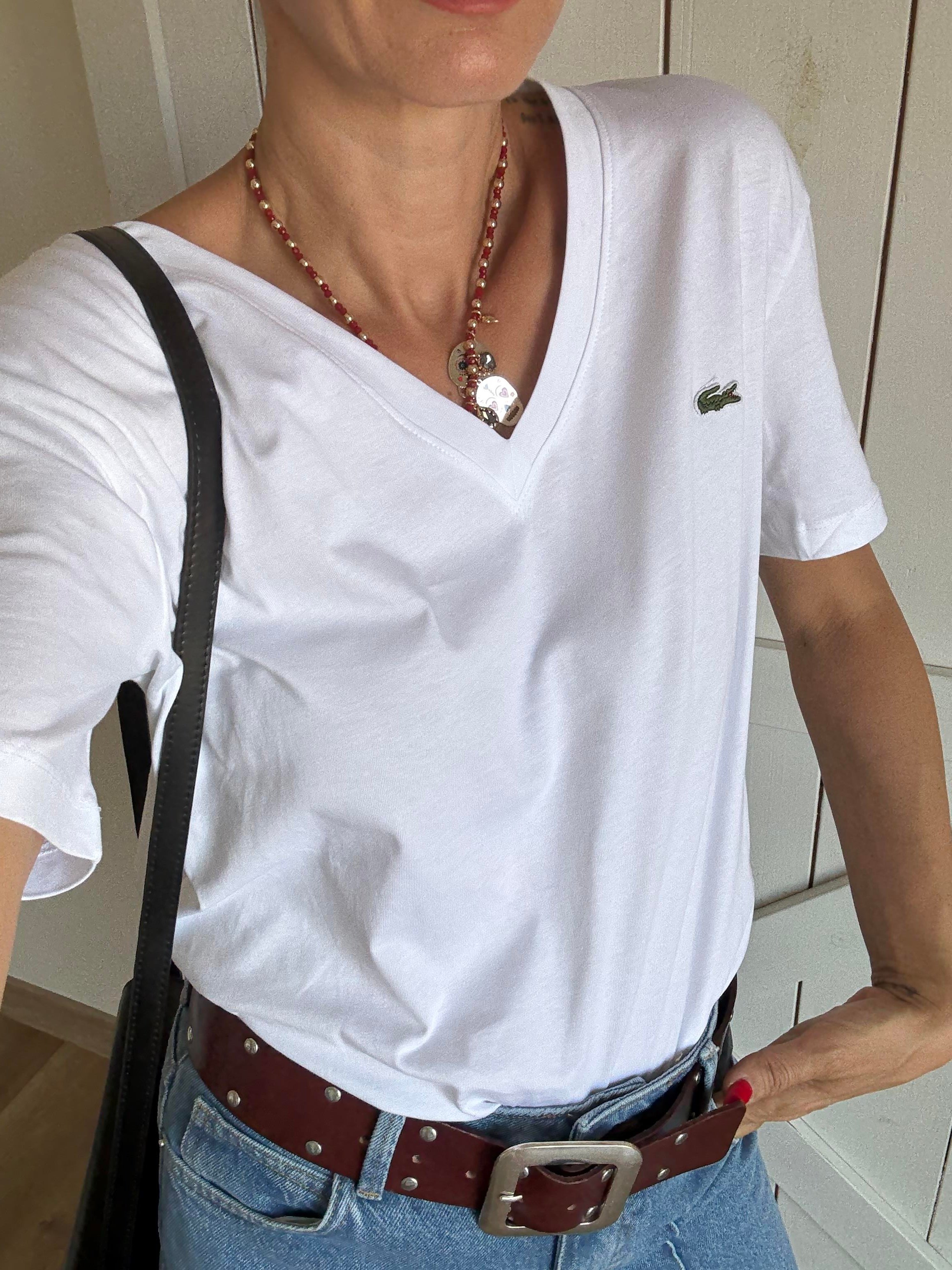 V Yaka Beyaz Rahat Kesim Tshirt