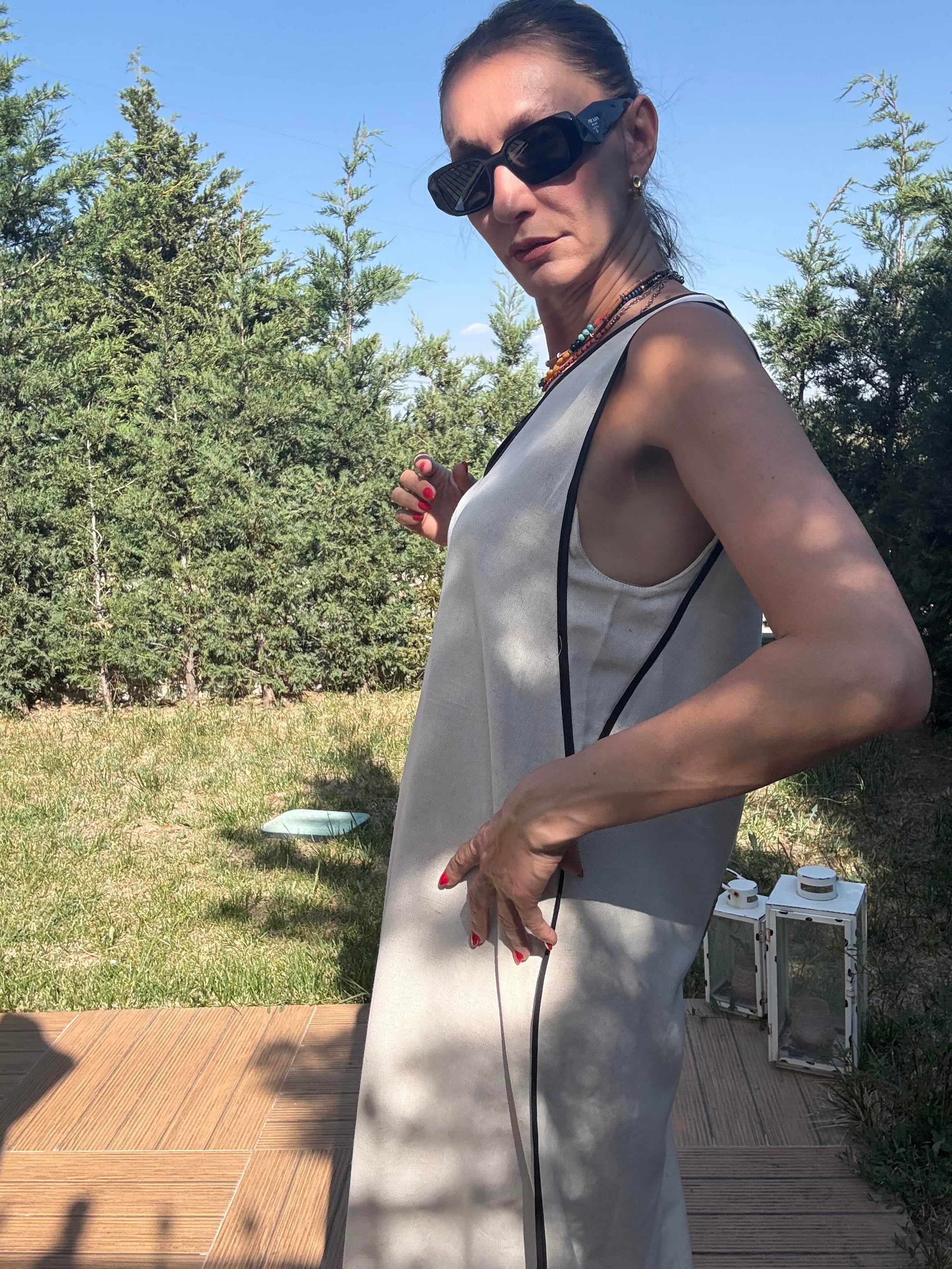 V Yaka Çima Dikişli Keten Elbise