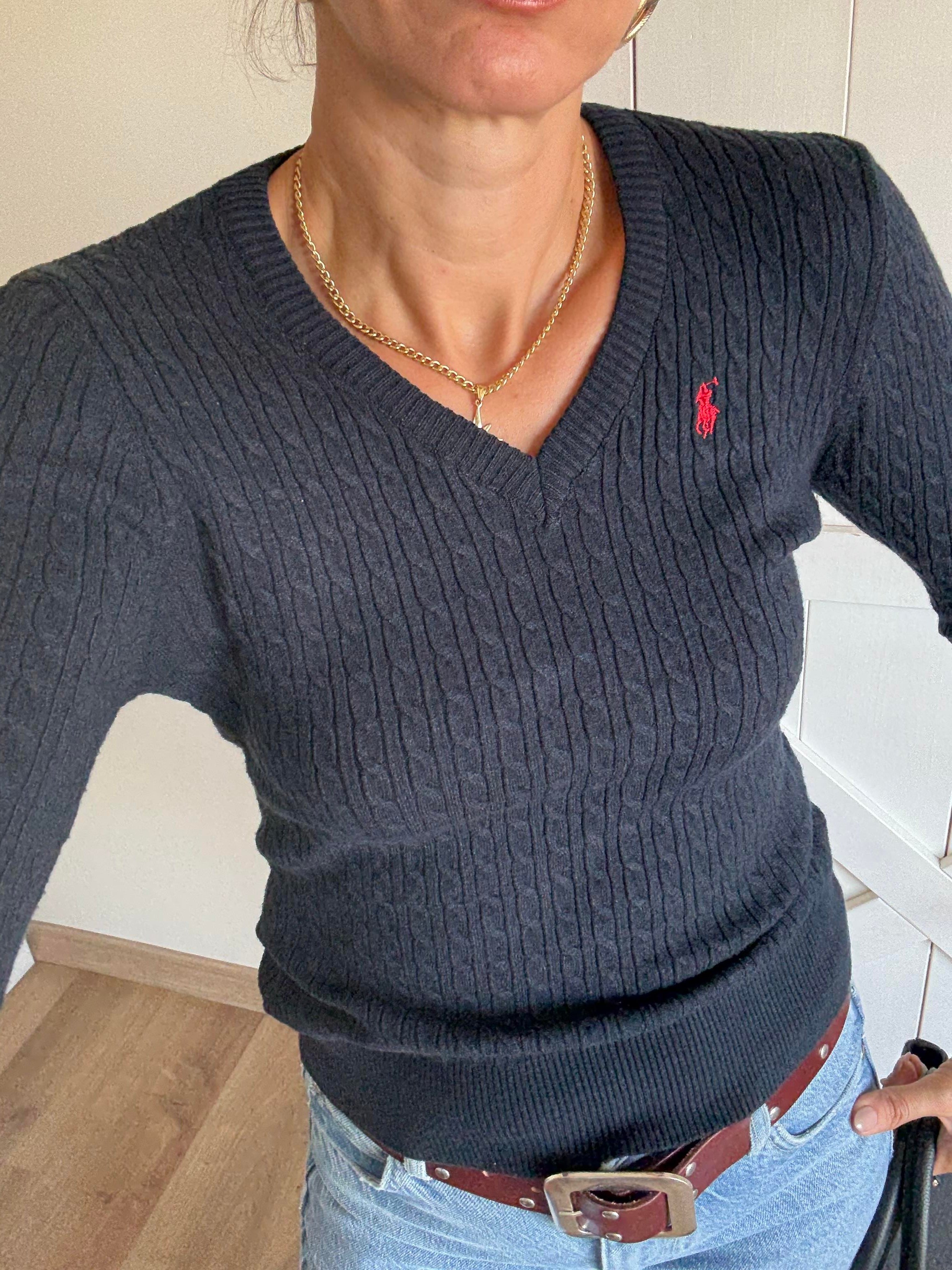 V Yaka Lacivert Triko