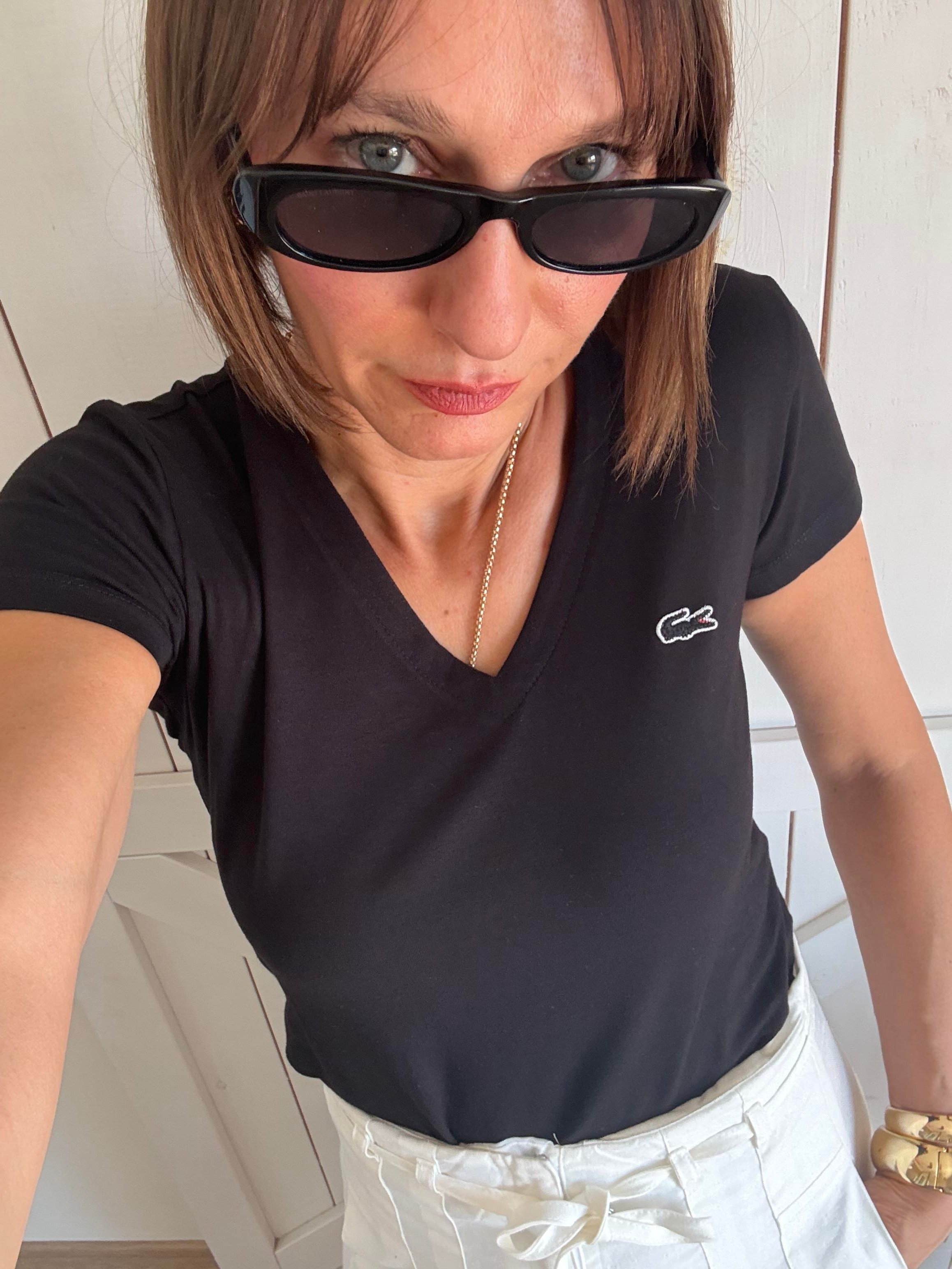 V Yaka Slim Fit Siyah Tshirt