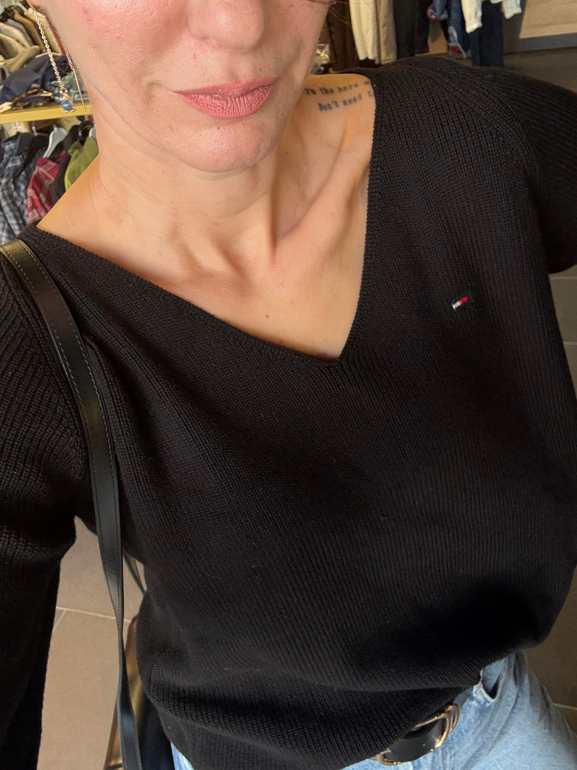 V Yaka Th Triko Siyah