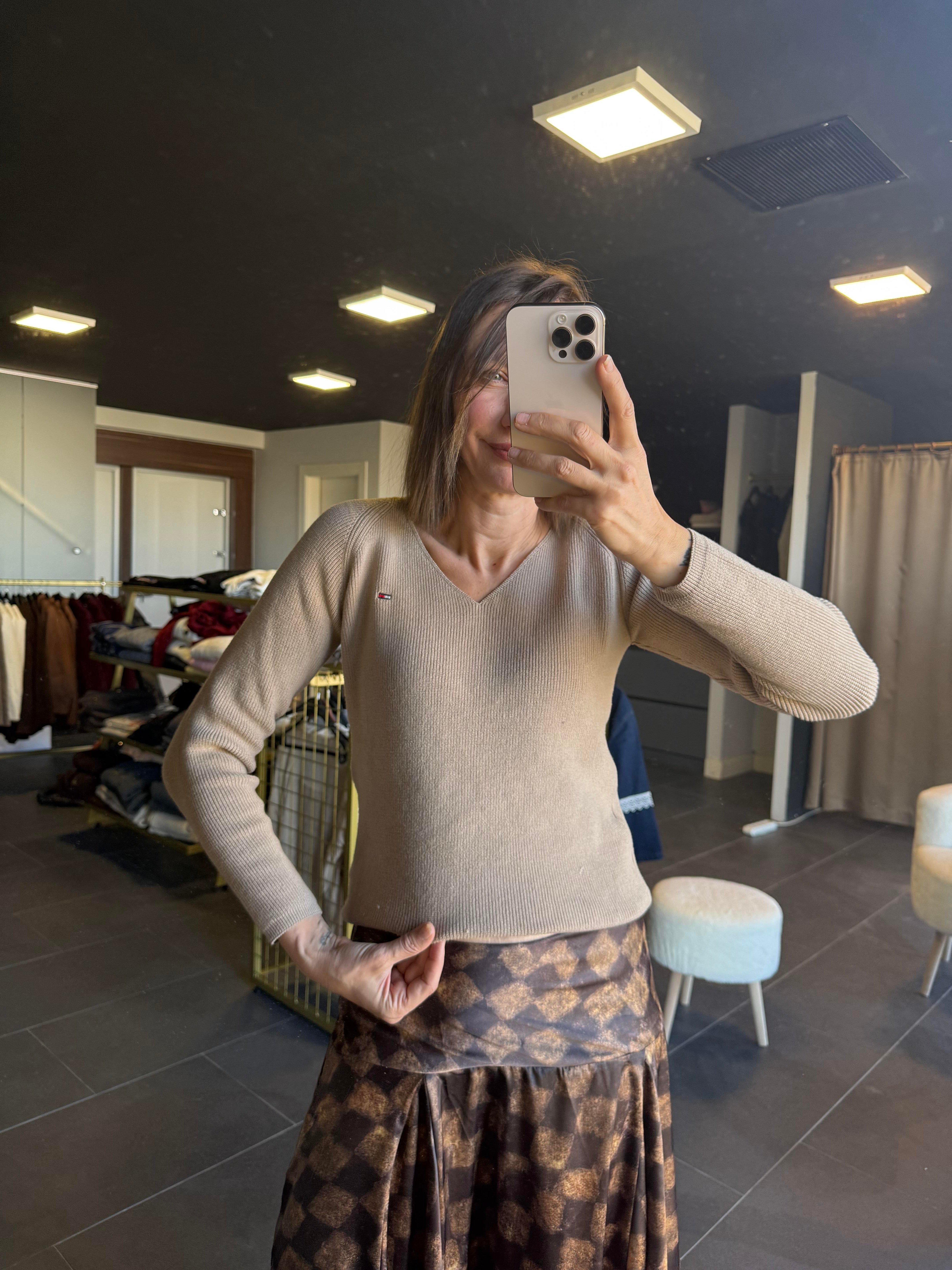 V Yaka Th Triko Vizon