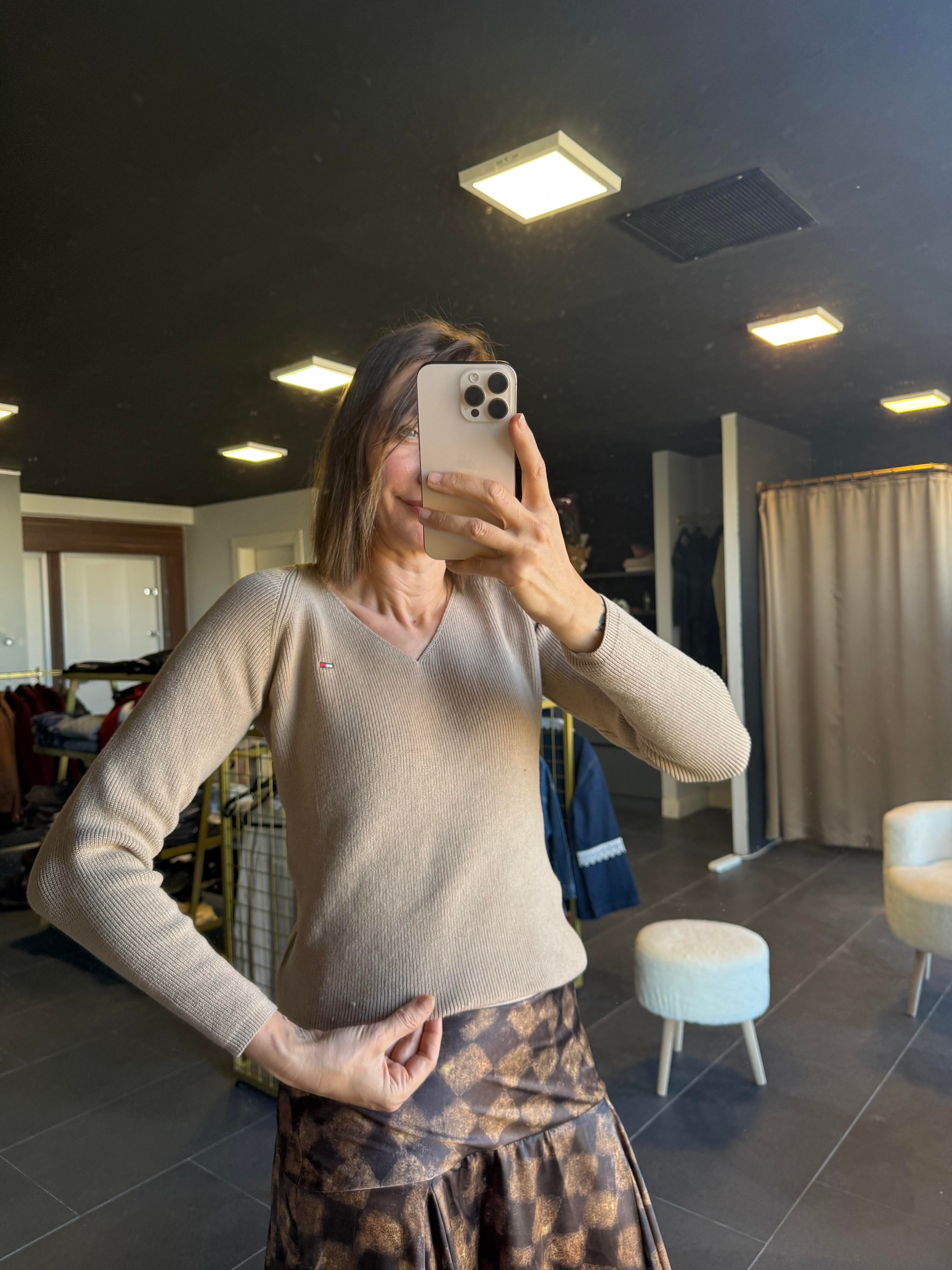 V Yaka Th Triko Vizon