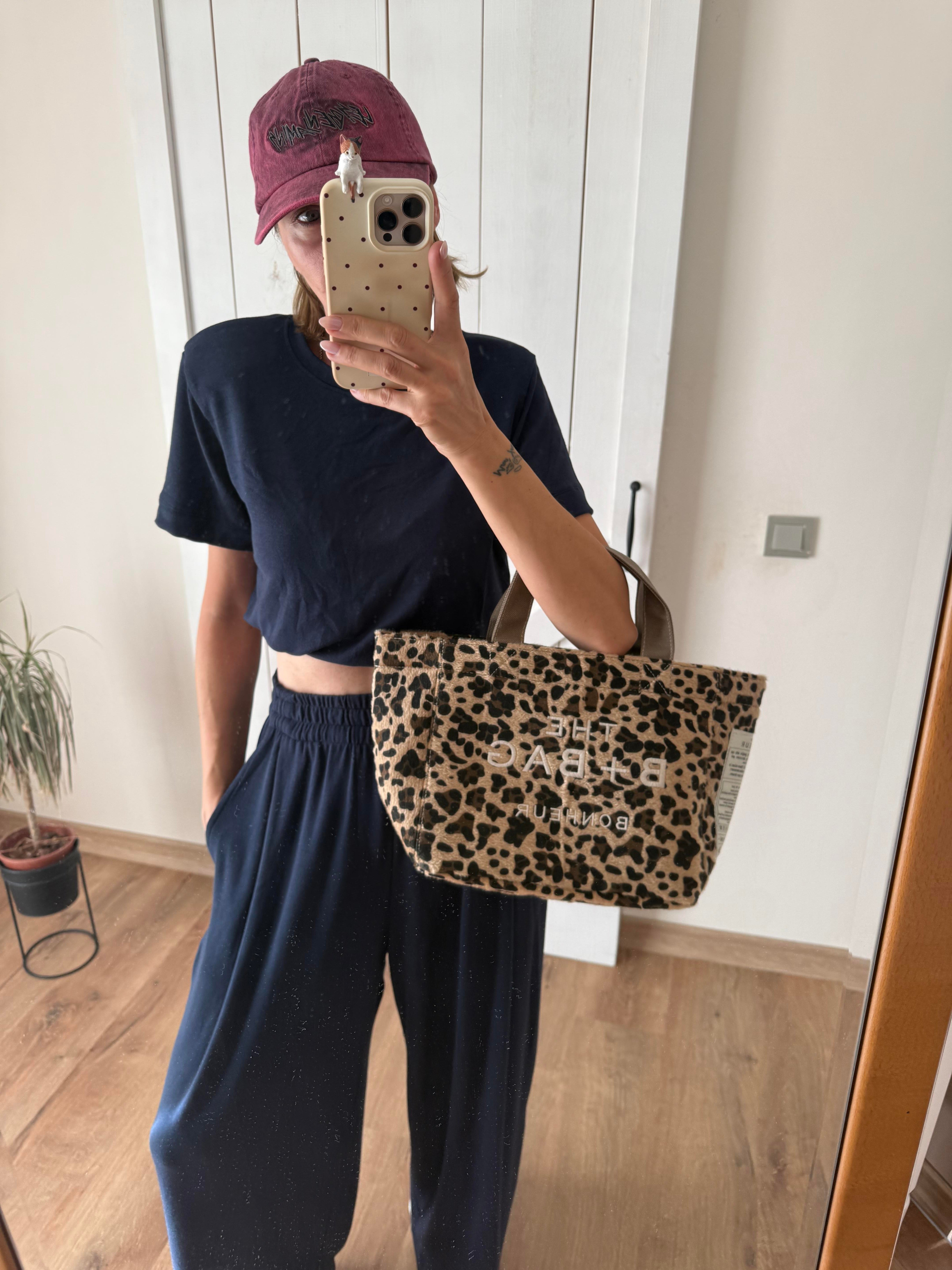 Vatkalı Lacivert Tshirt