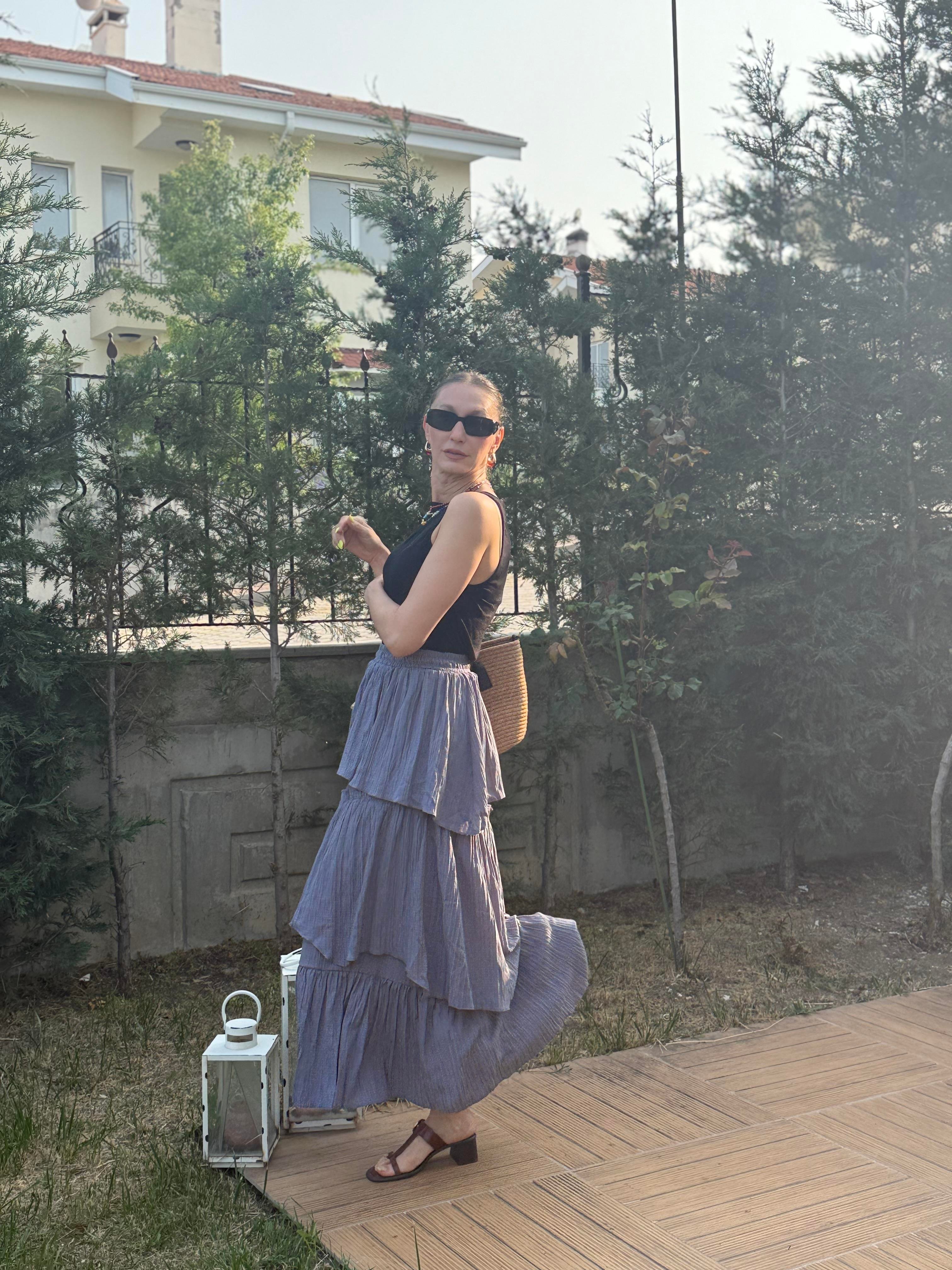 Volanlı Gofre Antrasit Etek