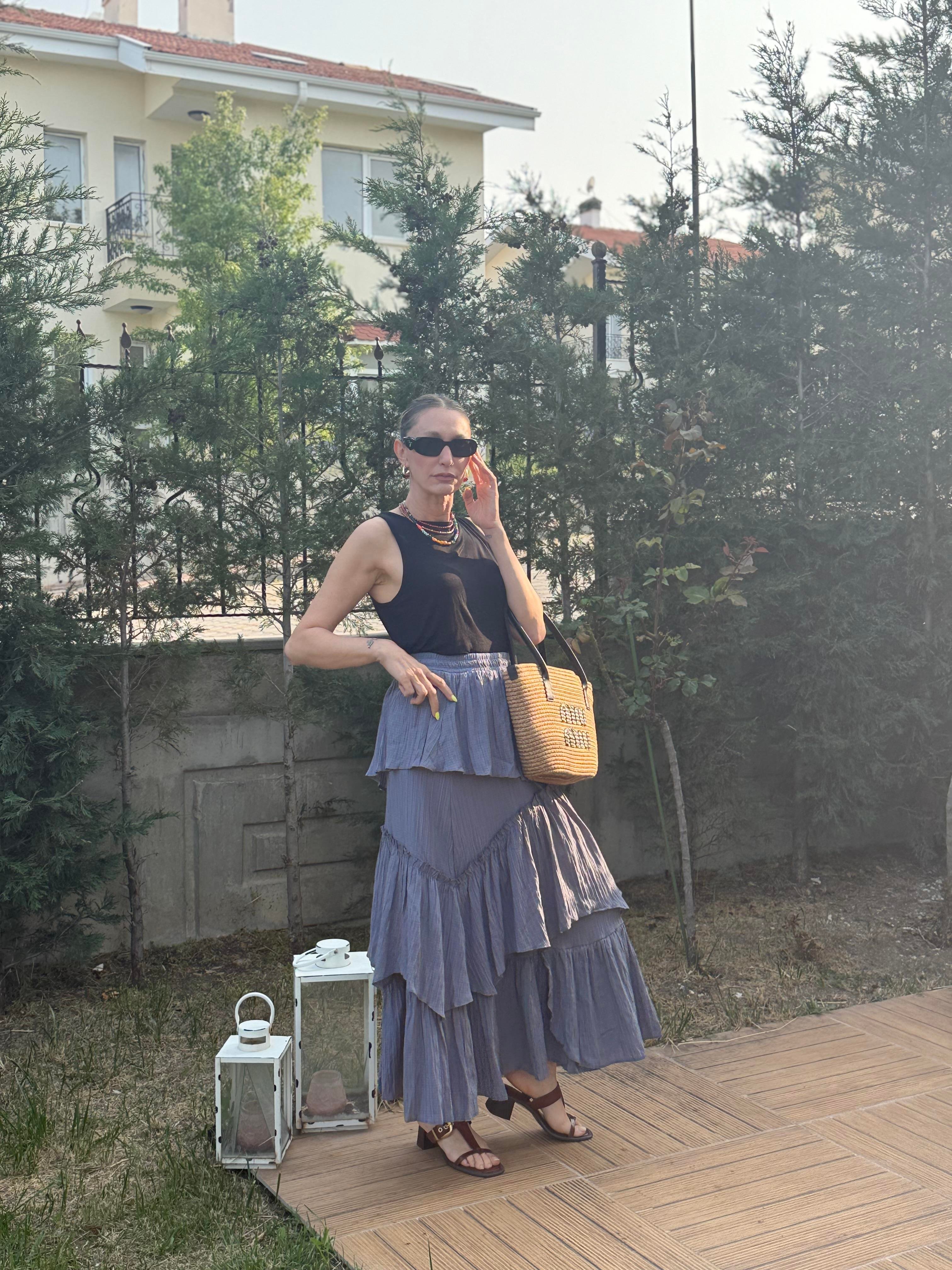 Volanlı Gofre Antrasit Etek