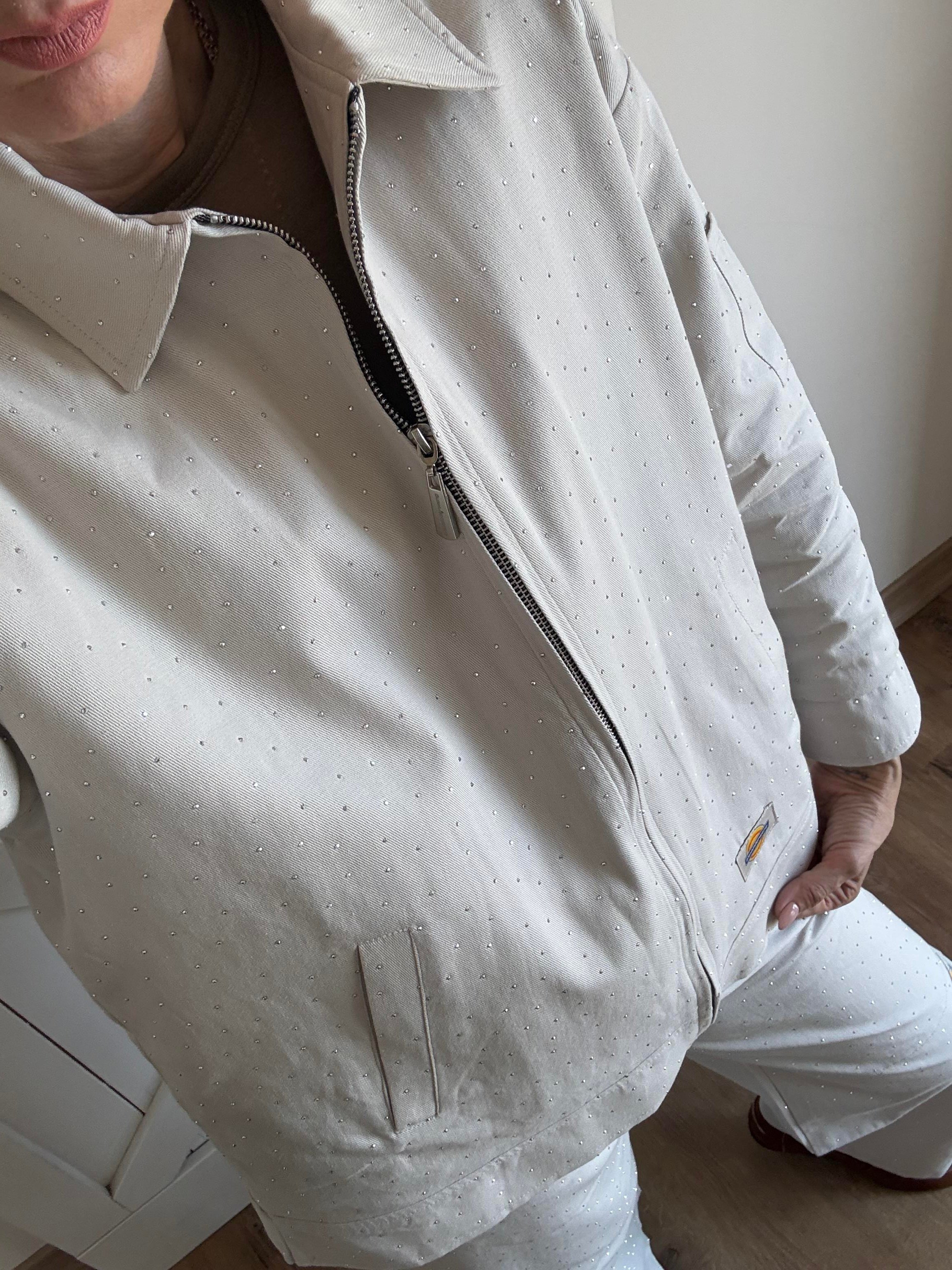 Wang Taşlı Luxury Monyt