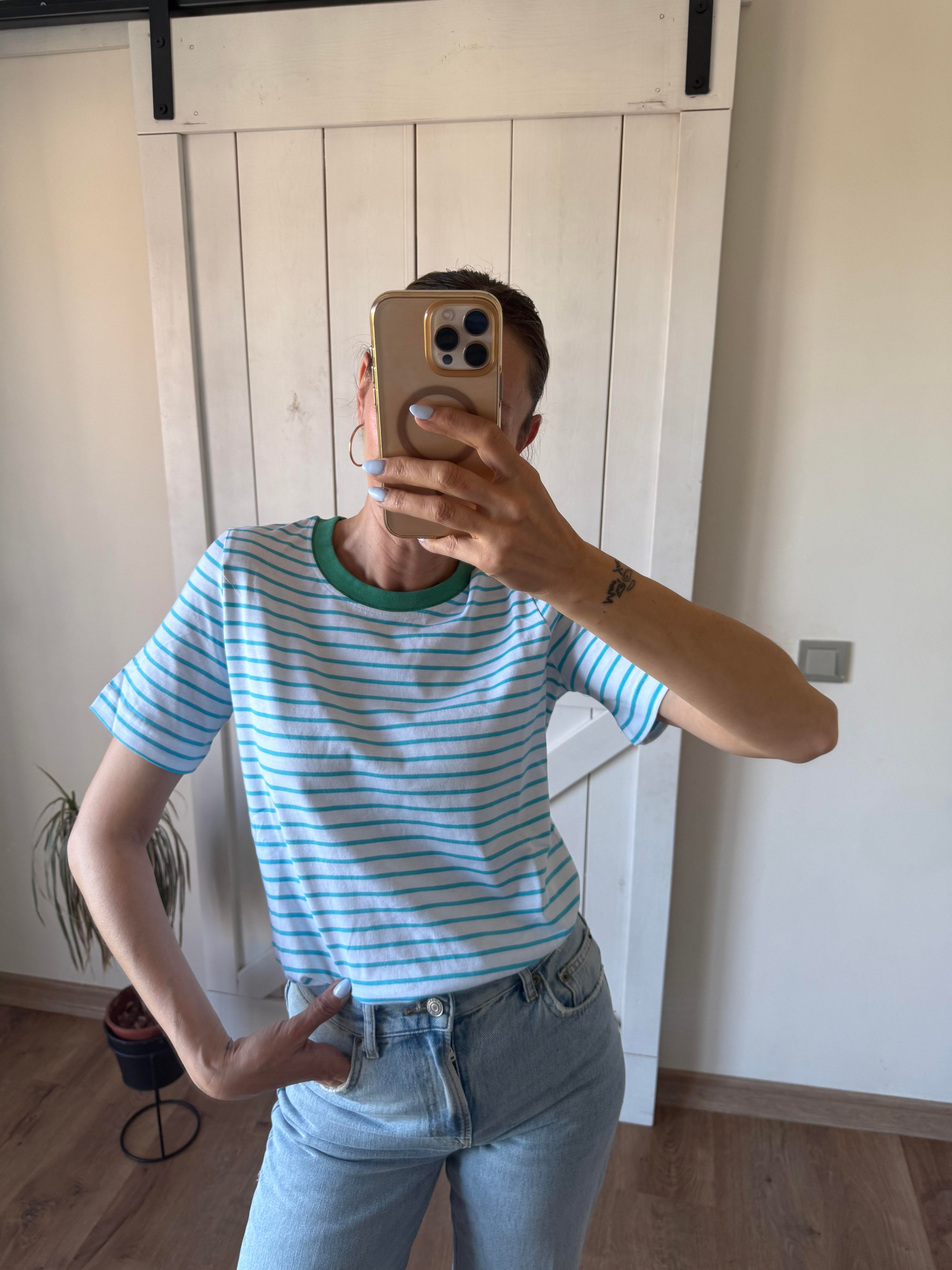 Yakası Yeşil Kos Tshirt