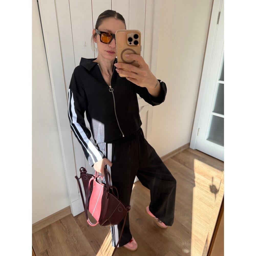 YANLARI ŞERİTLİ FERMUARLI TAKIM