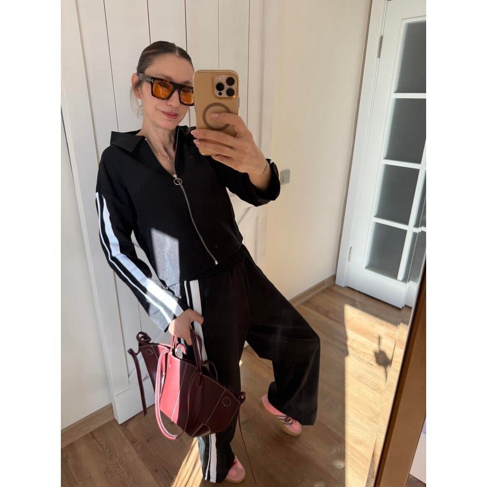 YANLARI ŞERİTLİ FERMUARLI TAKIM