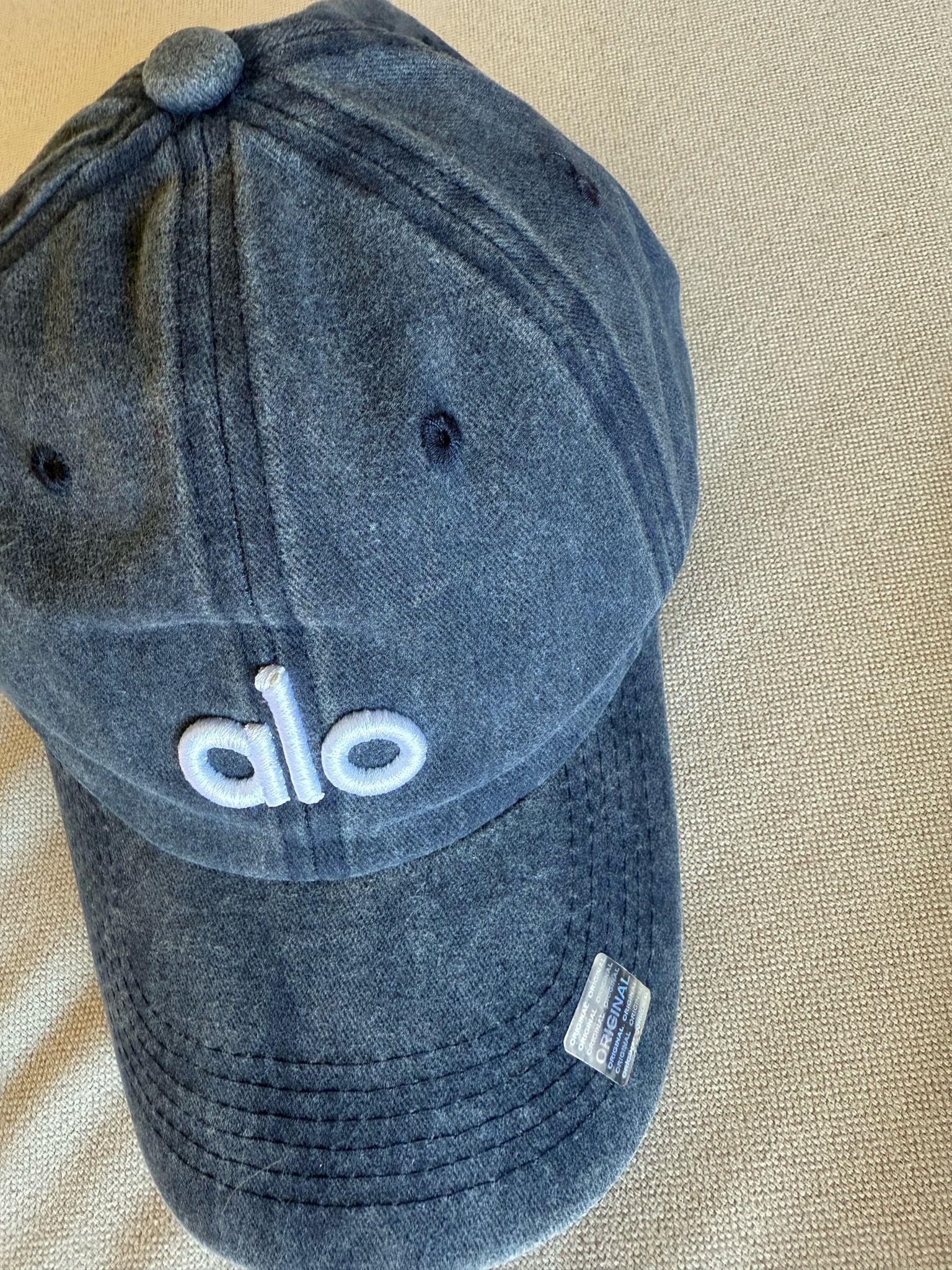 Yıkamalı Mavi Şapka