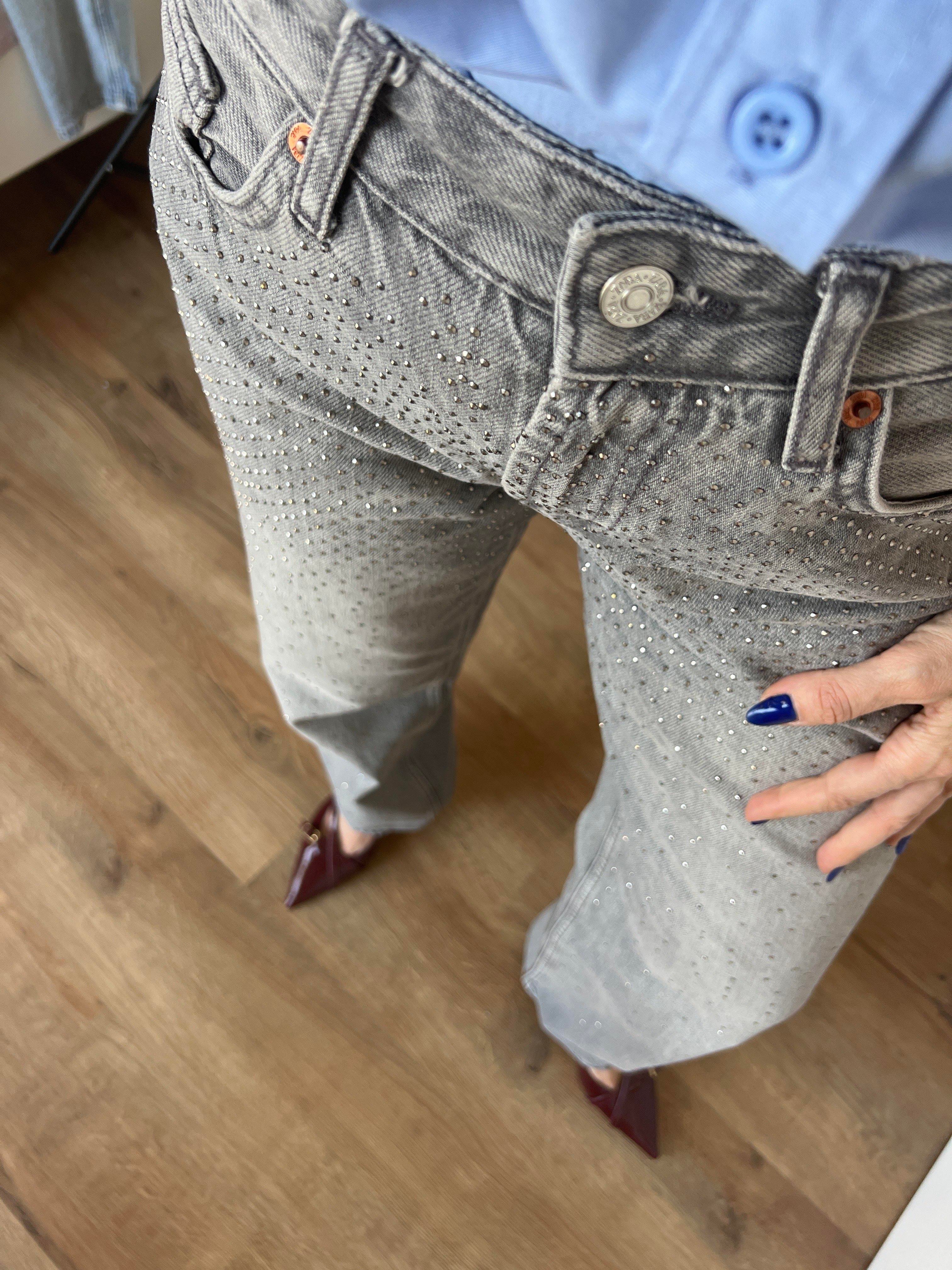 Zara Pıerre Orta Bel Taşlı Jean