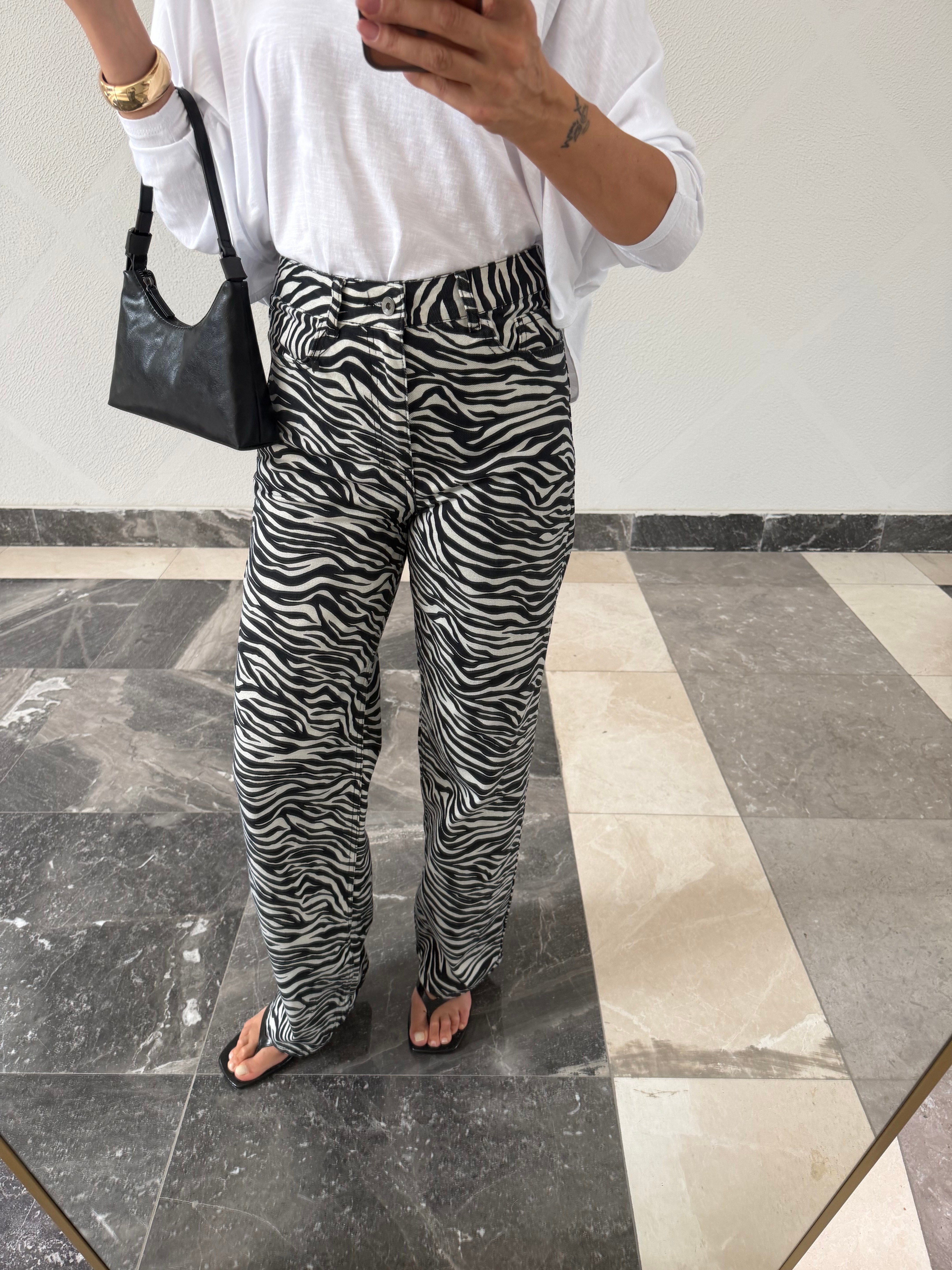 Zebra Yüksek Bel Jean