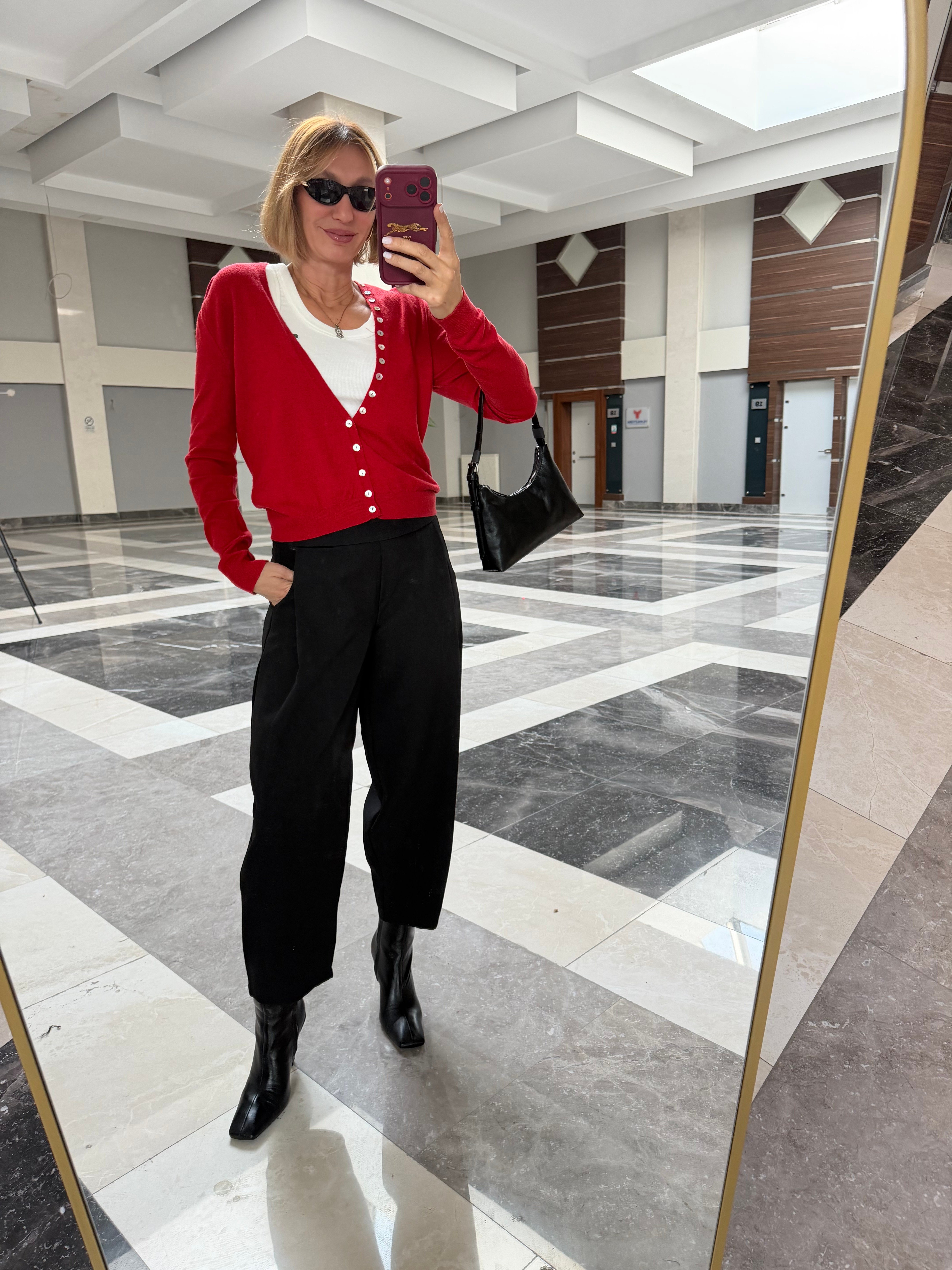 Zr Model Kırmızı Hırka Luxy