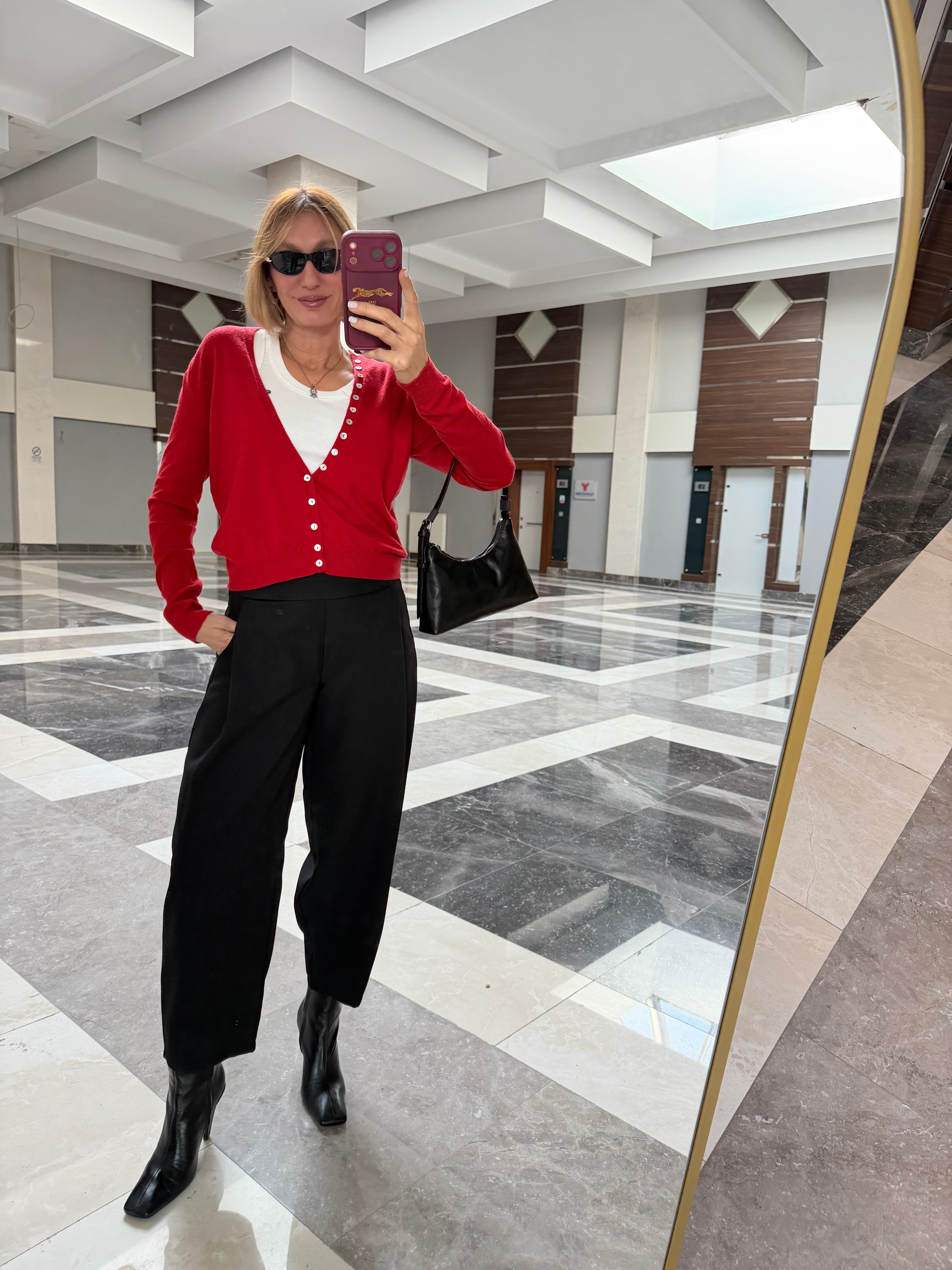 Zr Model Kırmızı Hırka Luxy