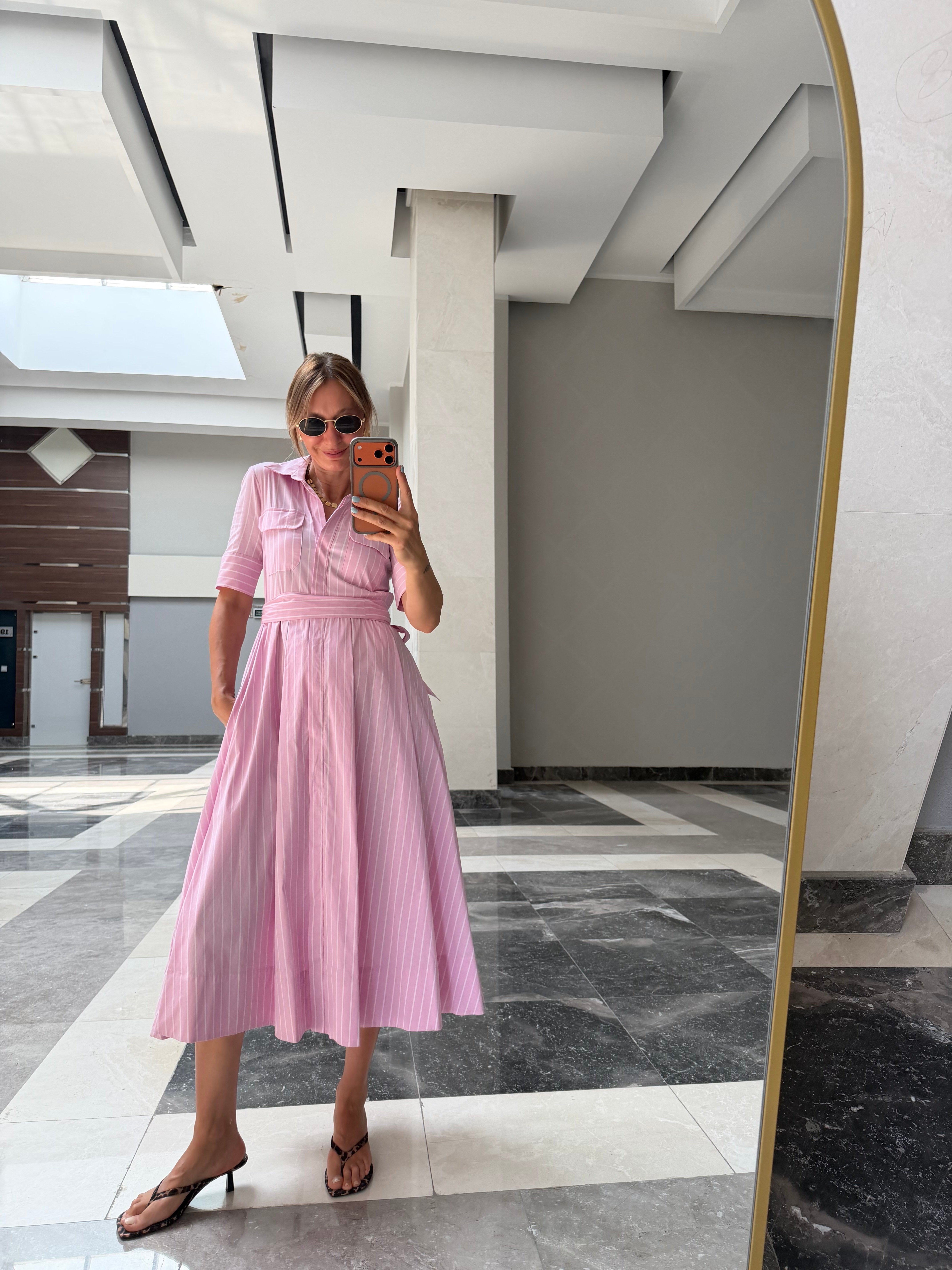 Zr Toz Pembe Kuşaklı Yanlardan Cepli Elbise
