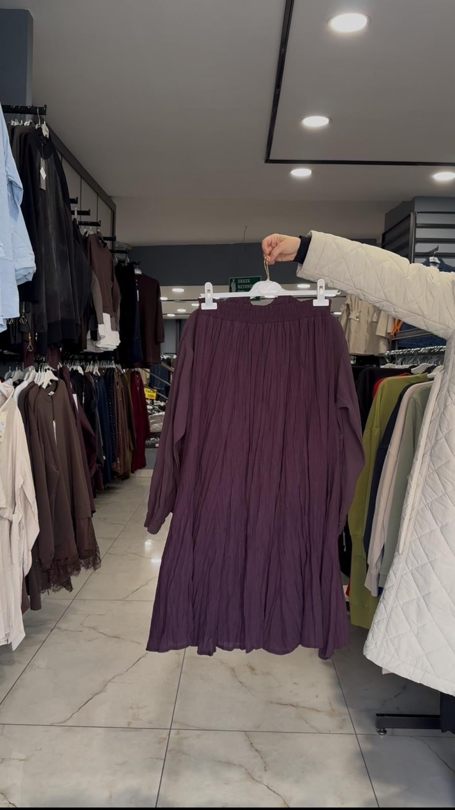KRAŞ ETEKLİ TAKIM