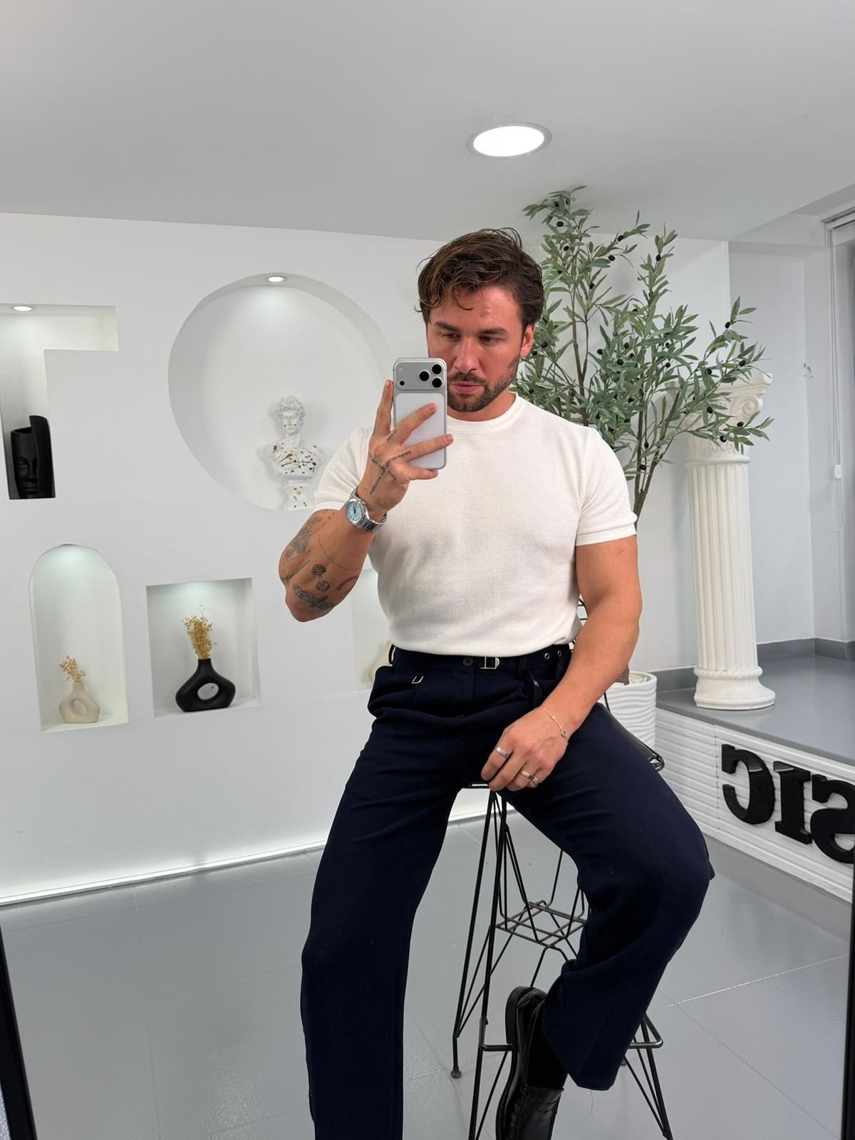 Beyaz Mr Minimal Doku Triko