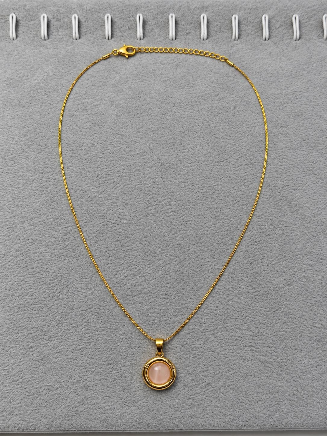 Gold Atlas Rose