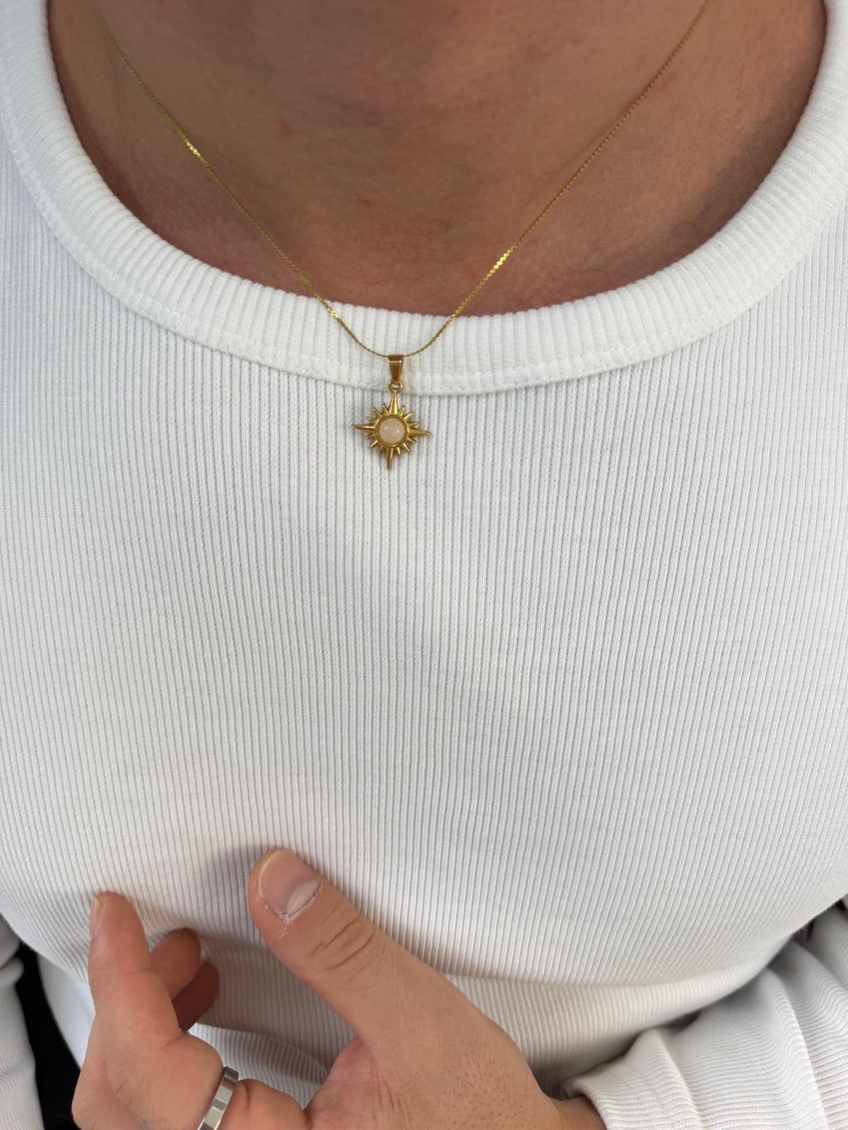 Gold Emerald Kolye
