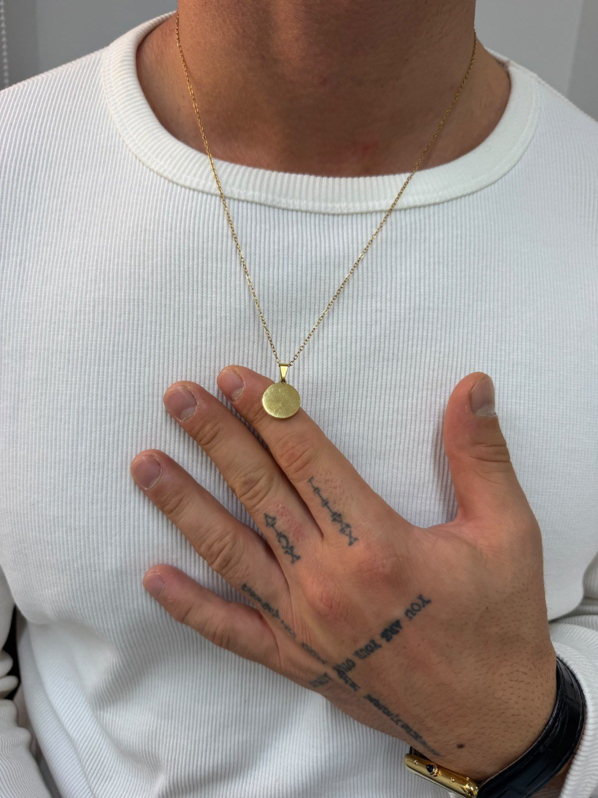 Gold Nora Kolye