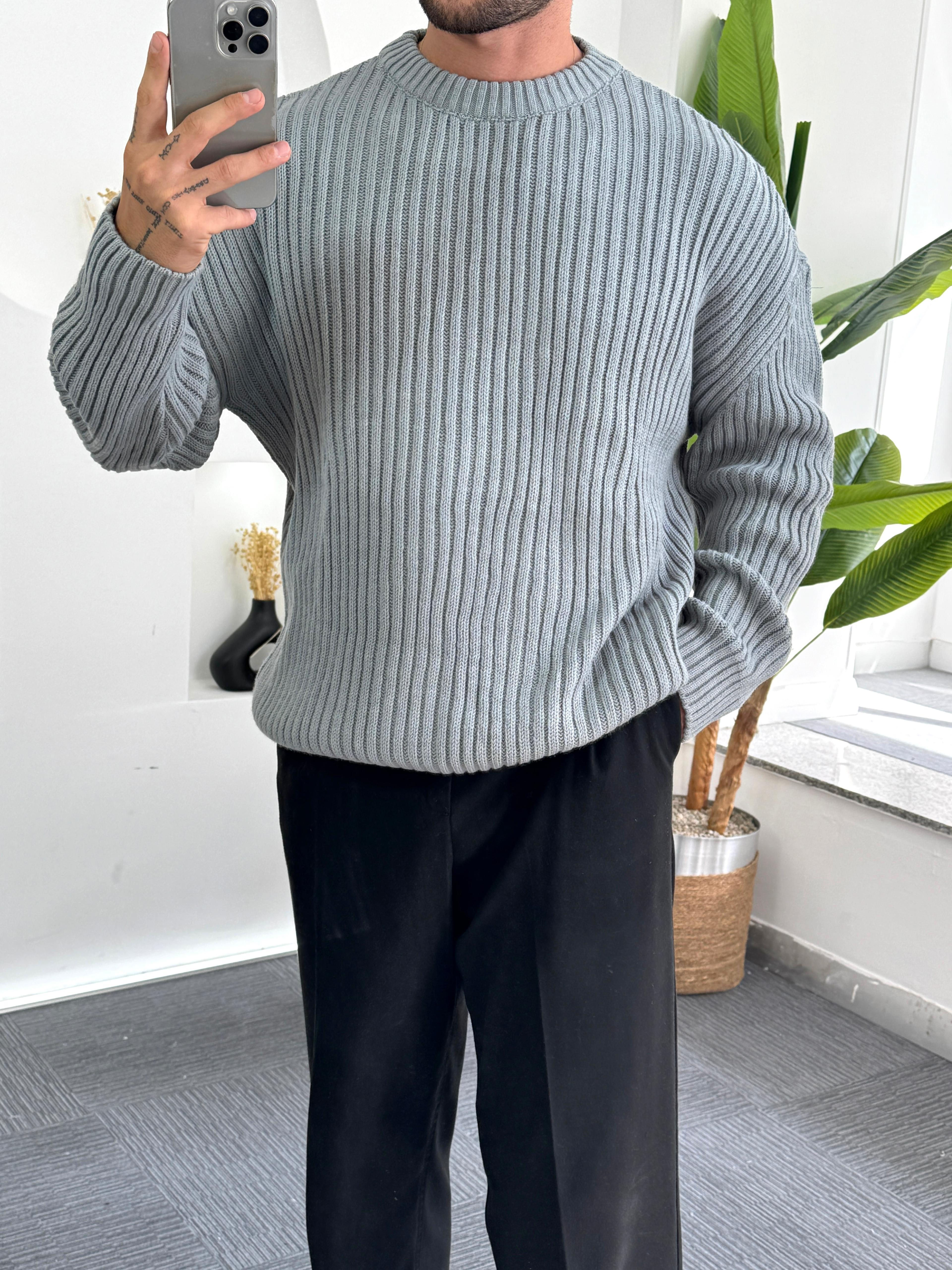 Gri Oversize Bisiklet Yaka Örgü Kazak