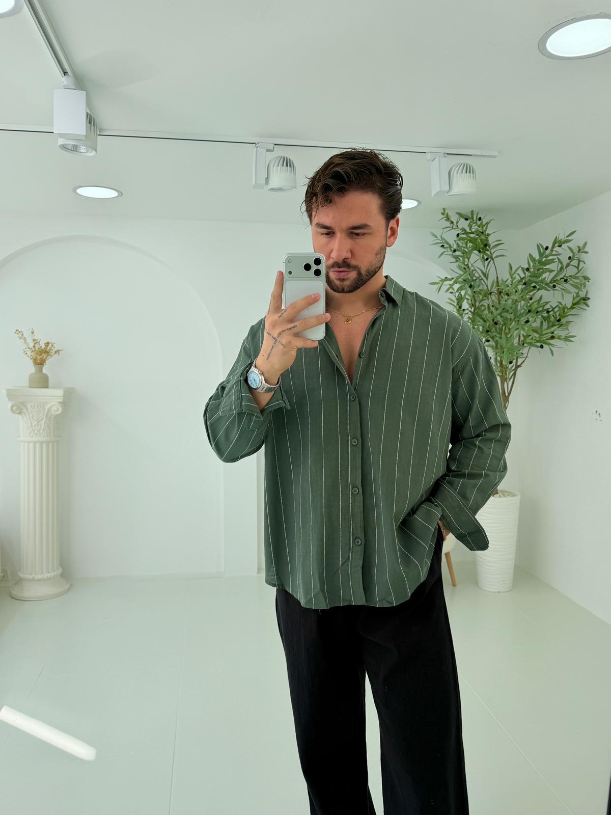 Haki GG Geniş Çizgili Oversize Keten Gömlek