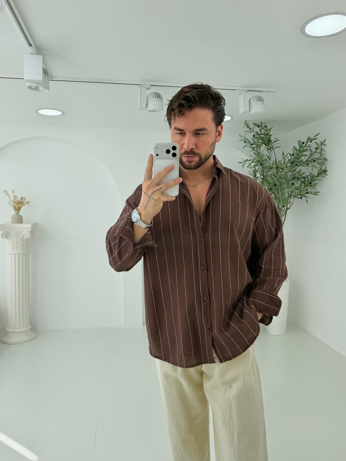 Kahve GG Geniş Çizgili Oversize Keten Gömlek