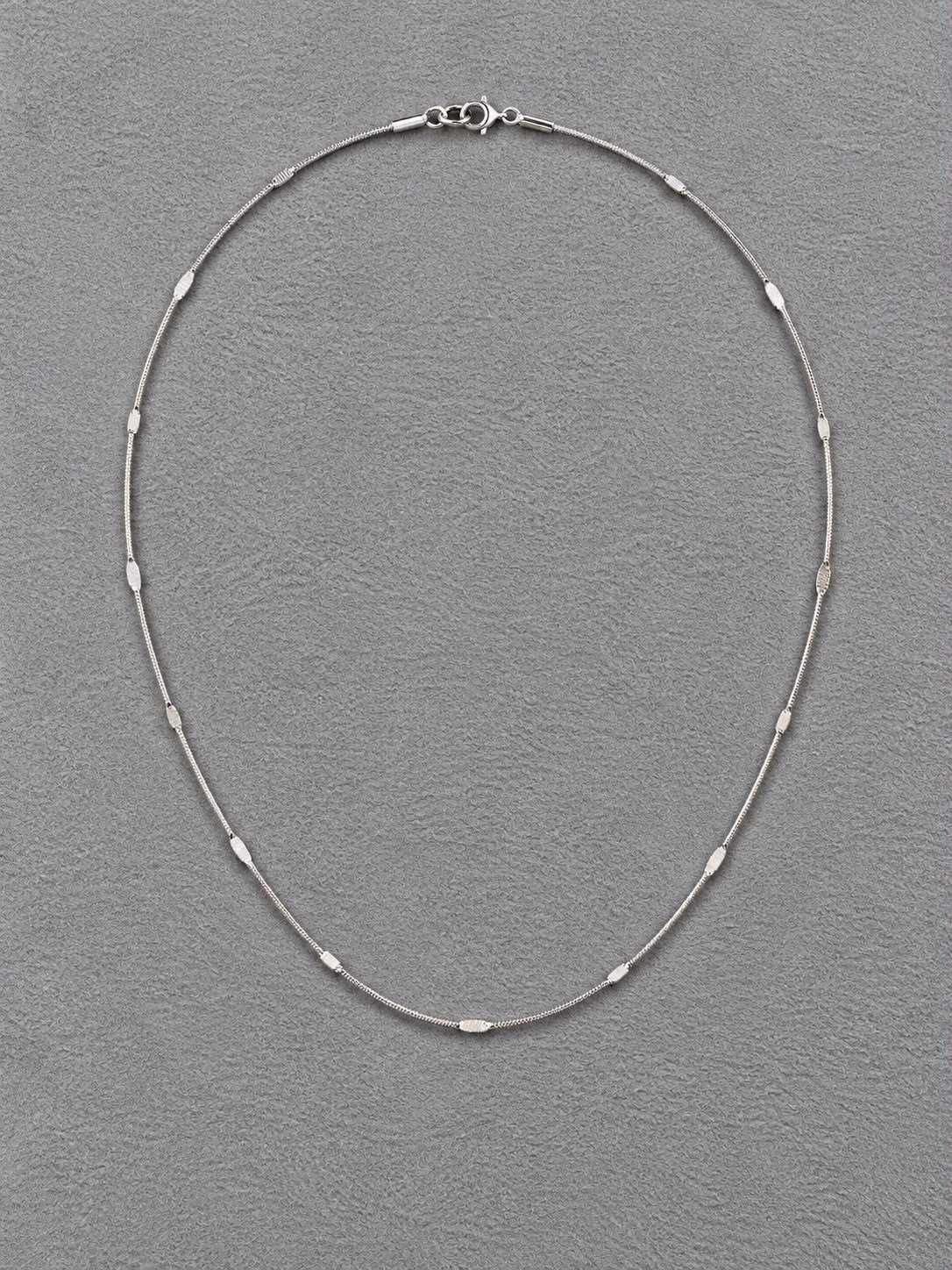 Oval Noktalı Alba Zincir