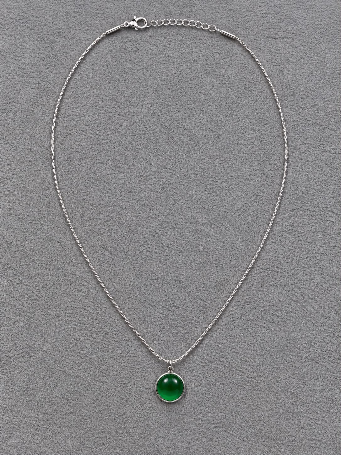 Silver Emerald Kolye