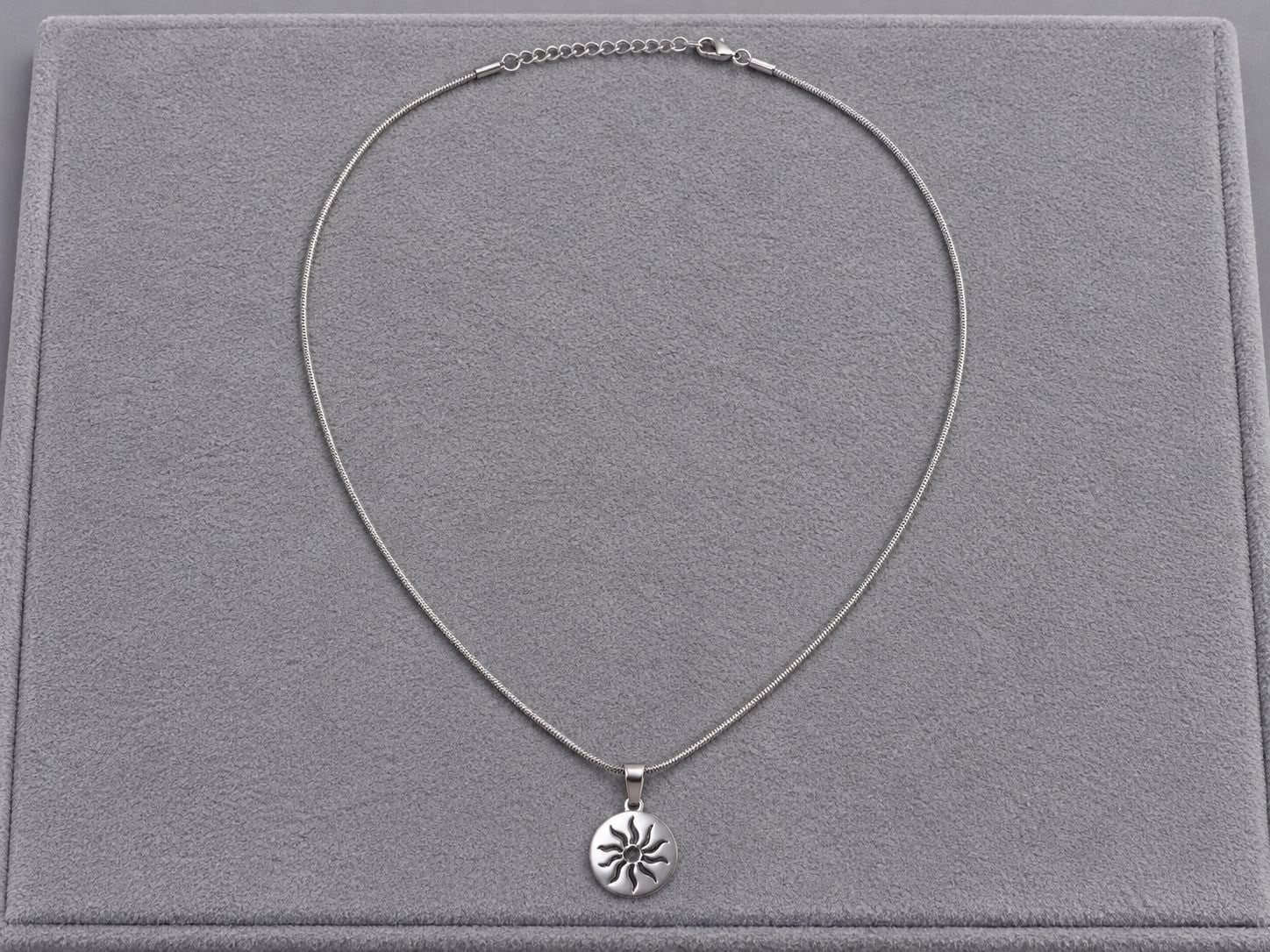 Silver Sun Mira Kolye