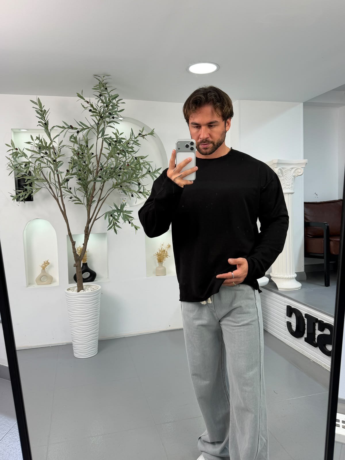 Siyah MR Oversize Kesik Yaka Sweatshirt