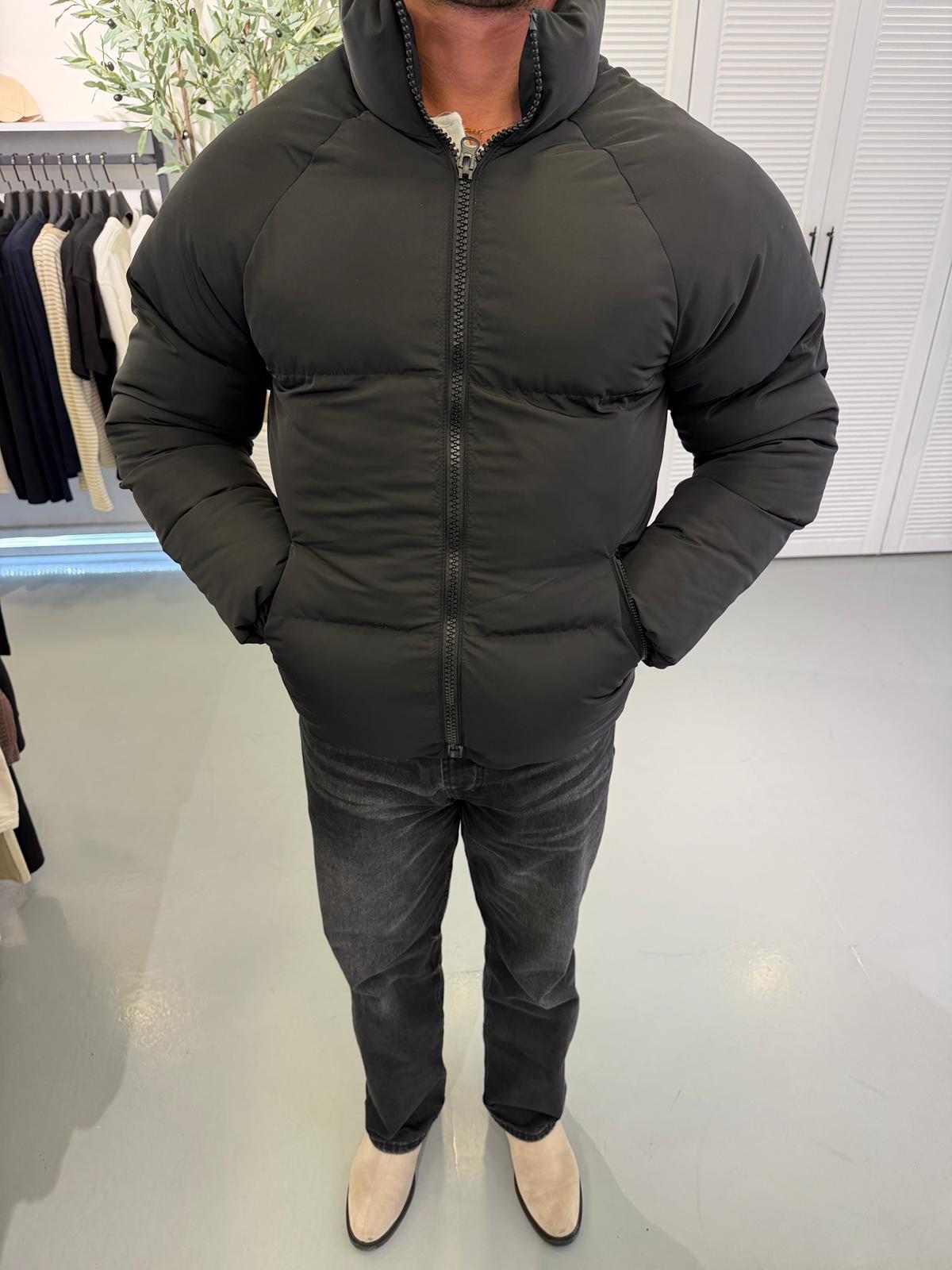 Siyah Mr Şişme Mont