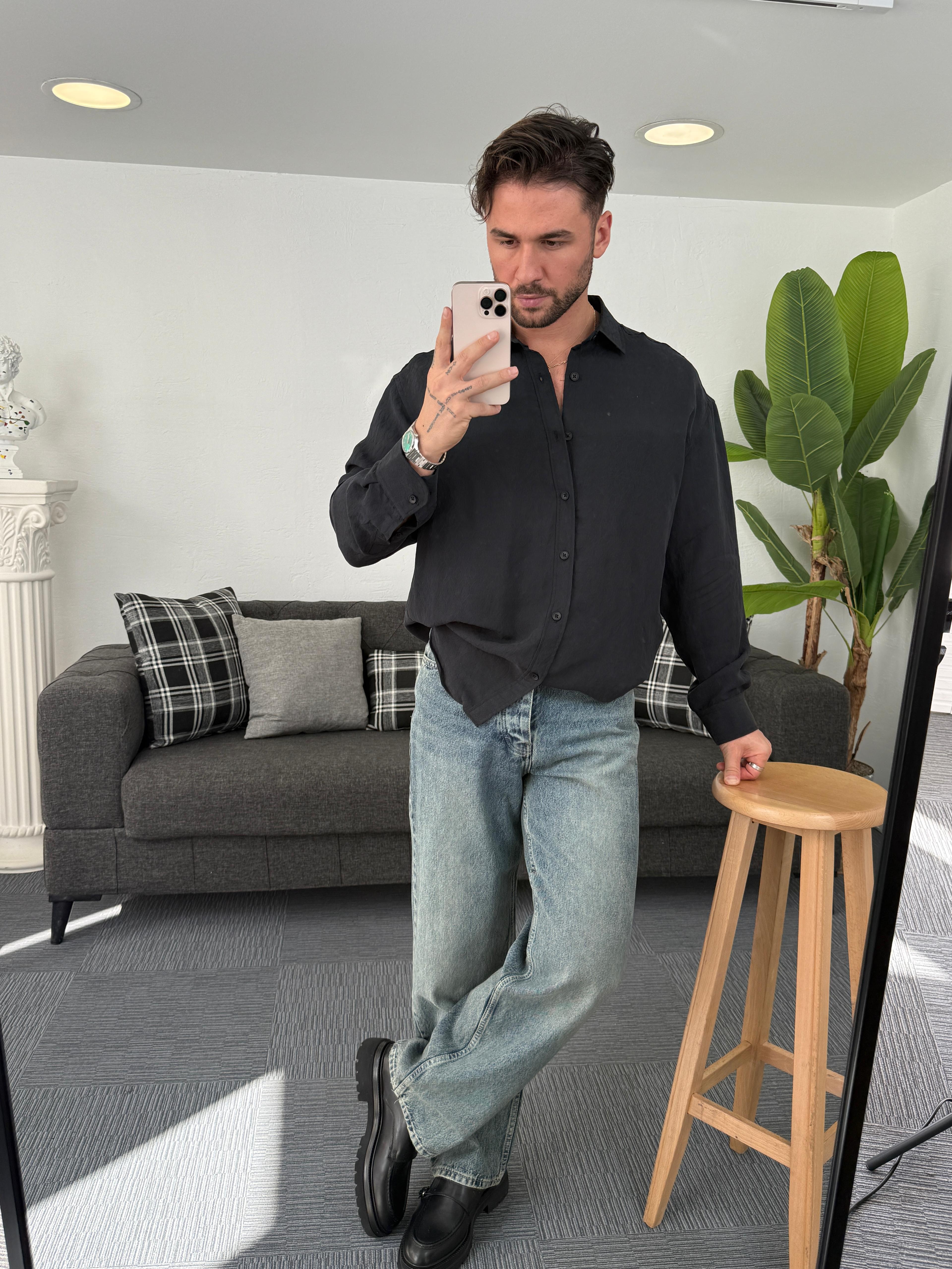 Siyah Oversize GG Venüs Gömlek