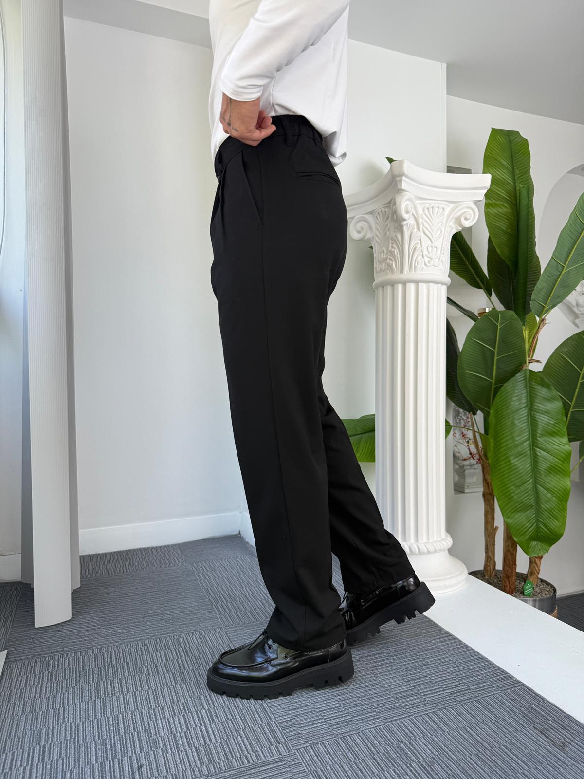 Siyah Pileli Baggy Kumaş Pantolon 